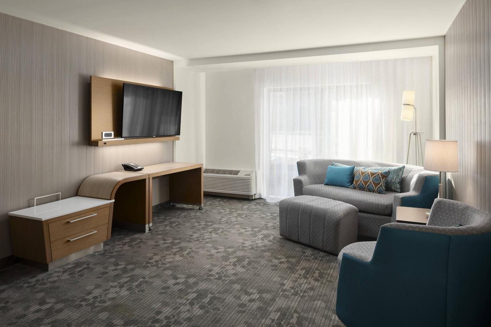 Courtyard by Marriott Seattle Northgate photo 16