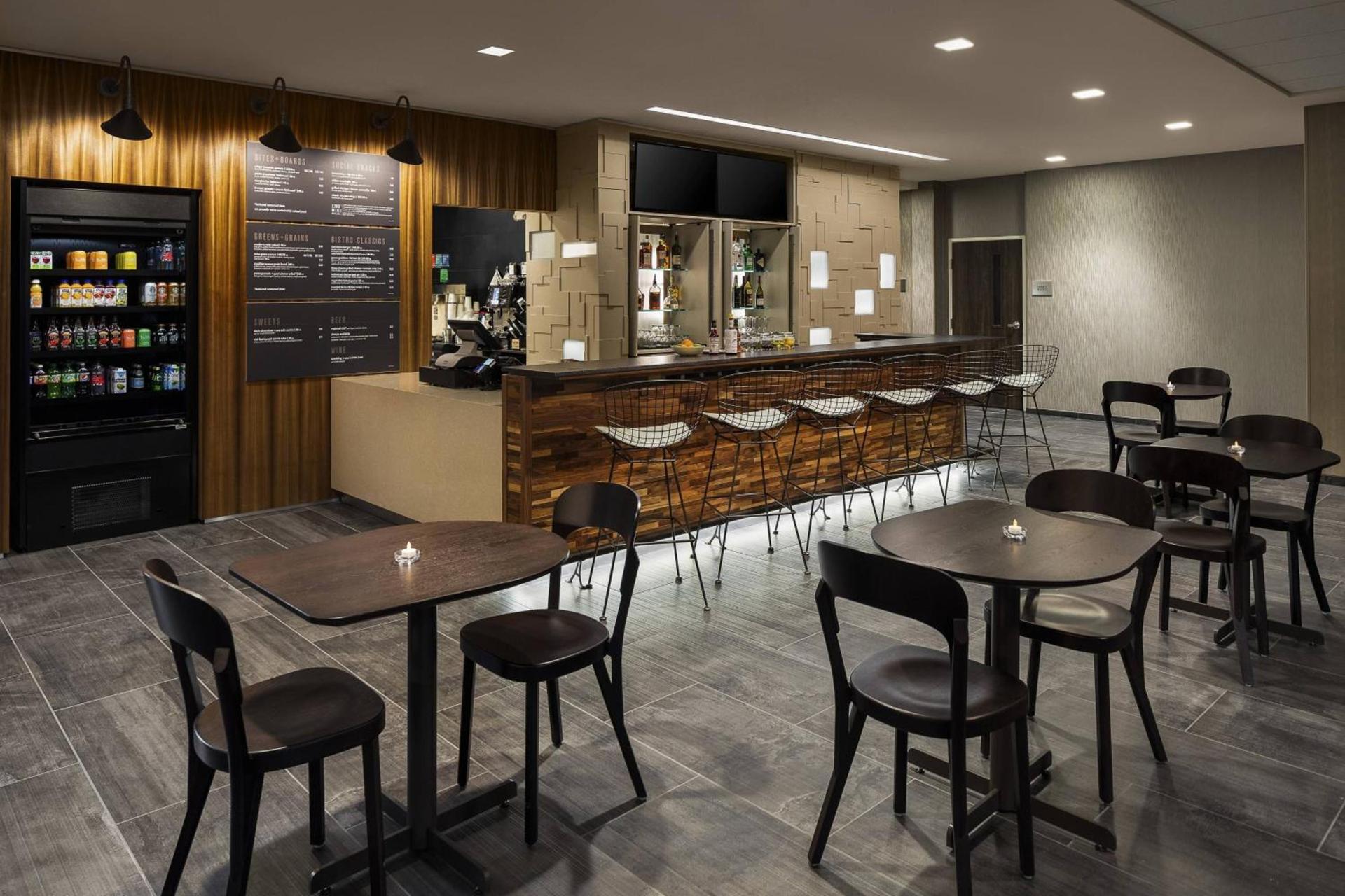 Courtyard by Marriott Seattle Northgate photo 31
