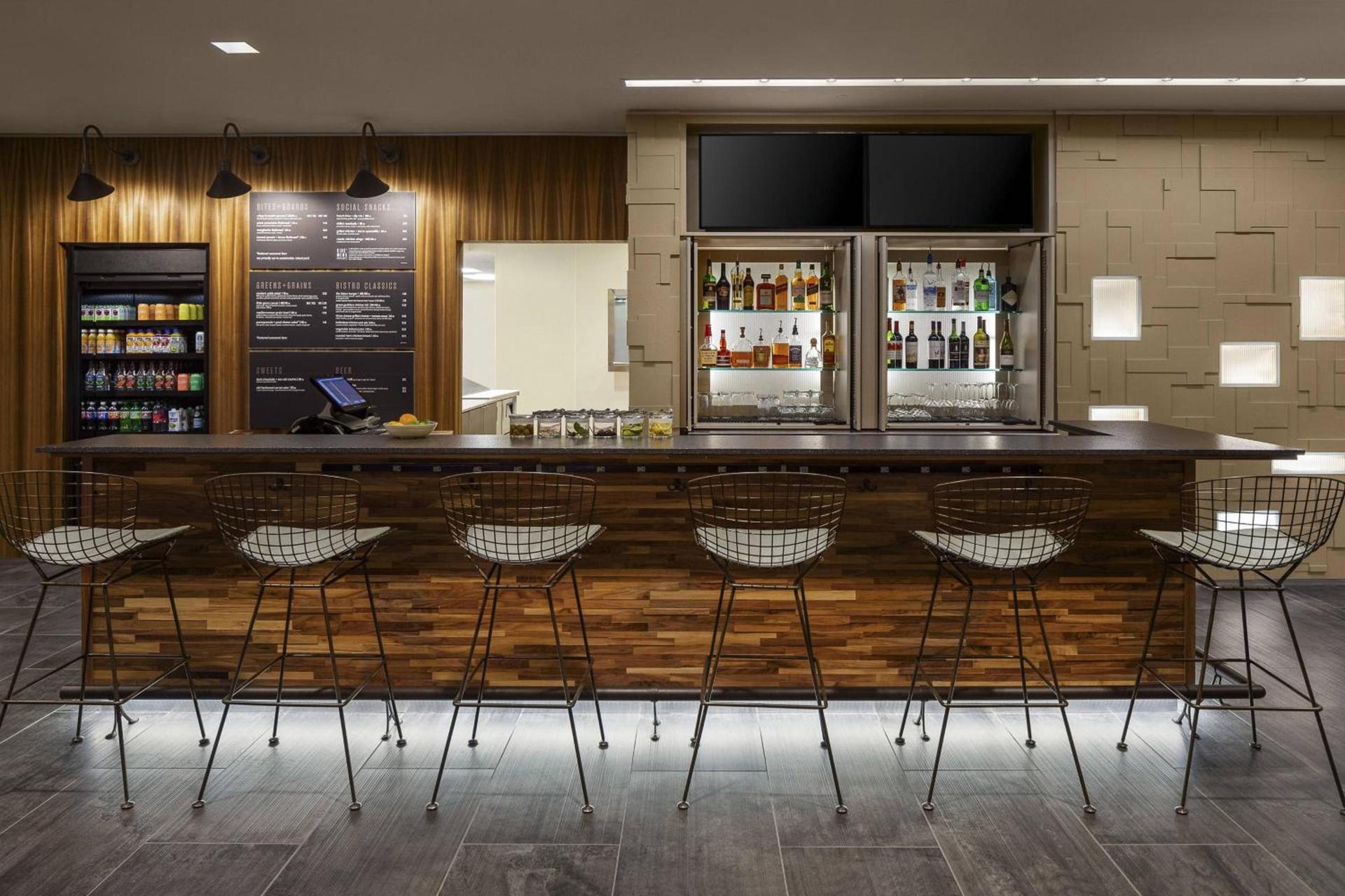 Courtyard by Marriott Seattle Northgate photo 26