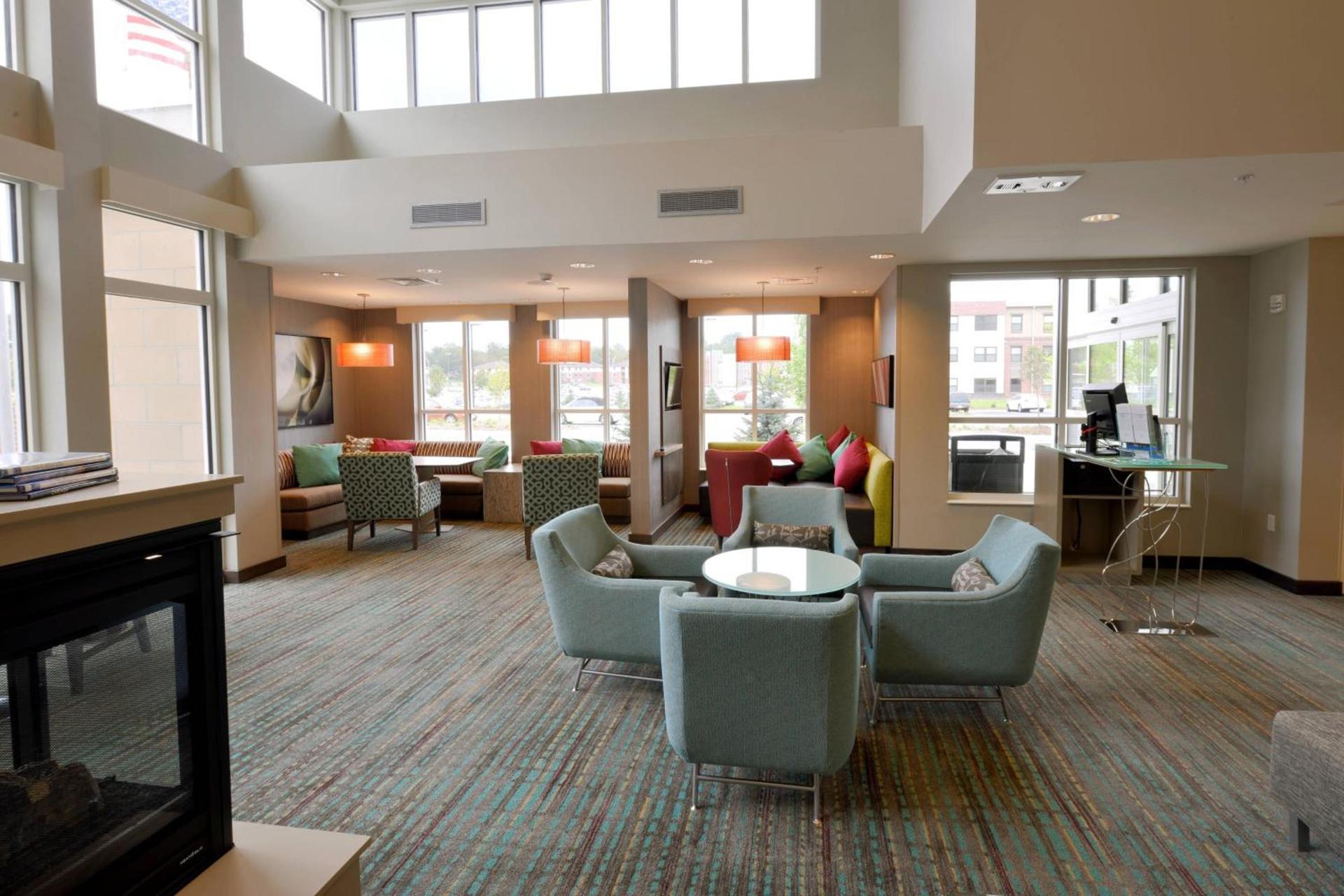 Residence Inn by Marriott Omaha Aksarben Village photo 9