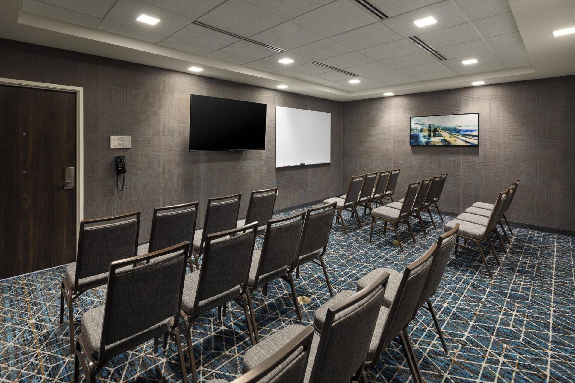 Courtyard by Marriott Seattle Northgate photo 30