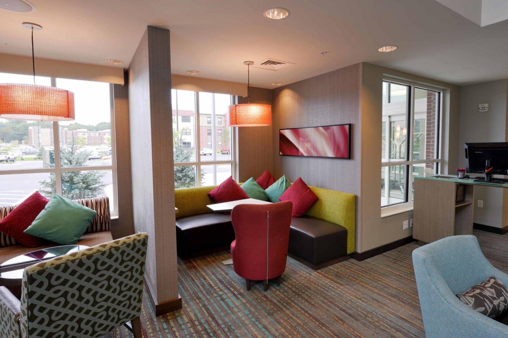 Residence Inn by Marriott Omaha Aksarben Village photo 10