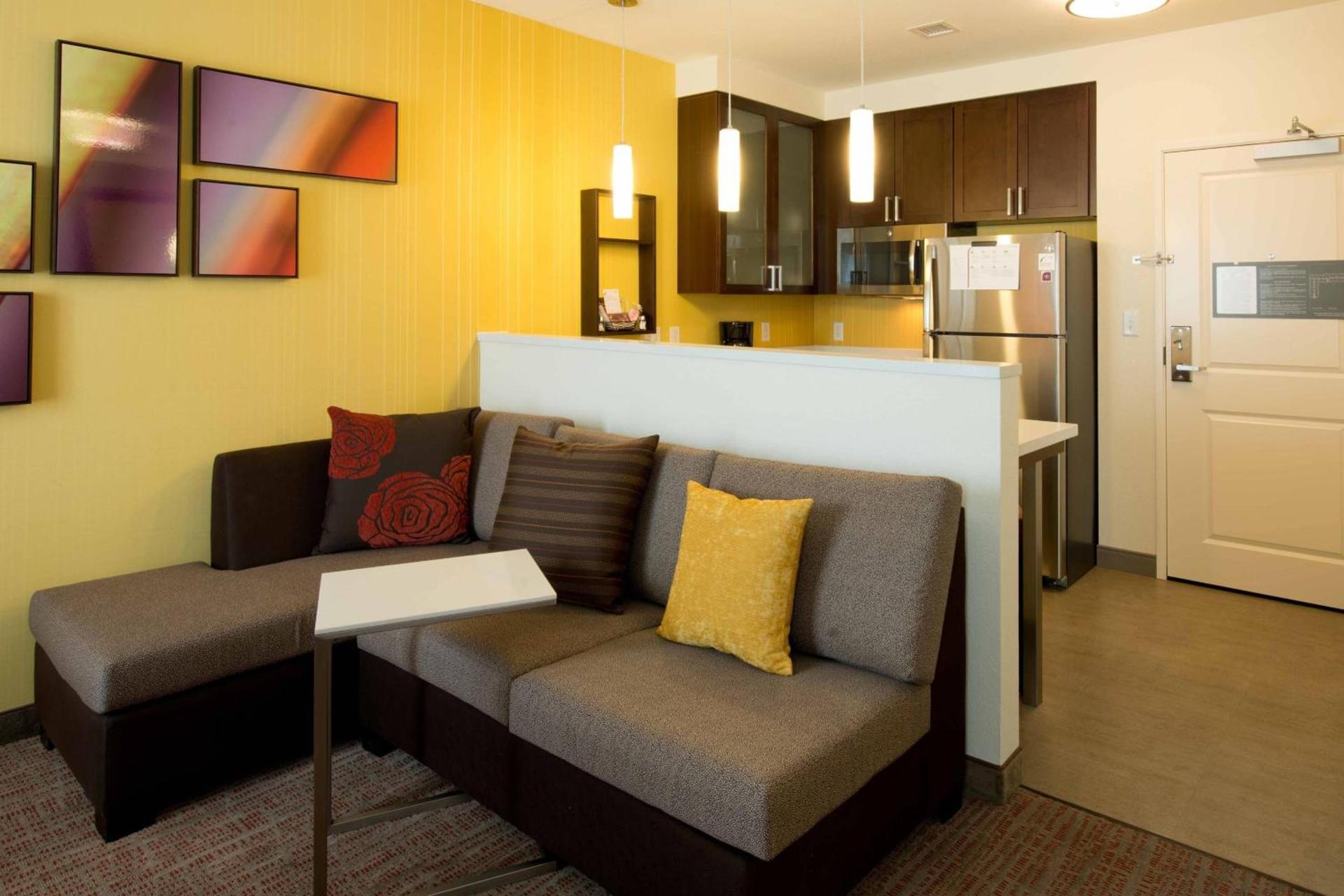 Residence Inn by Marriott Omaha Aksarben Village photo 18