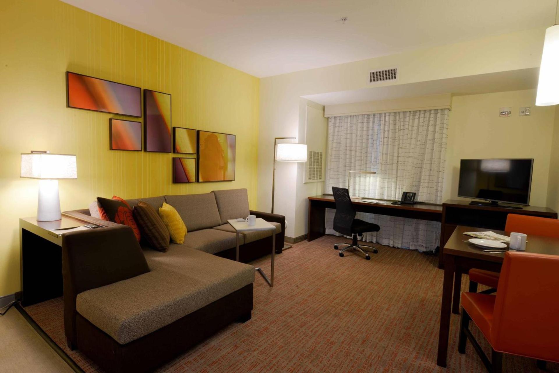 Residence Inn by Marriott Omaha Aksarben Village photo 20