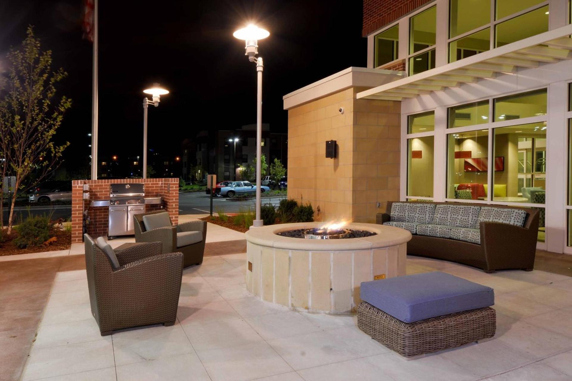 Residence Inn by Marriott Omaha Aksarben Village photo 29