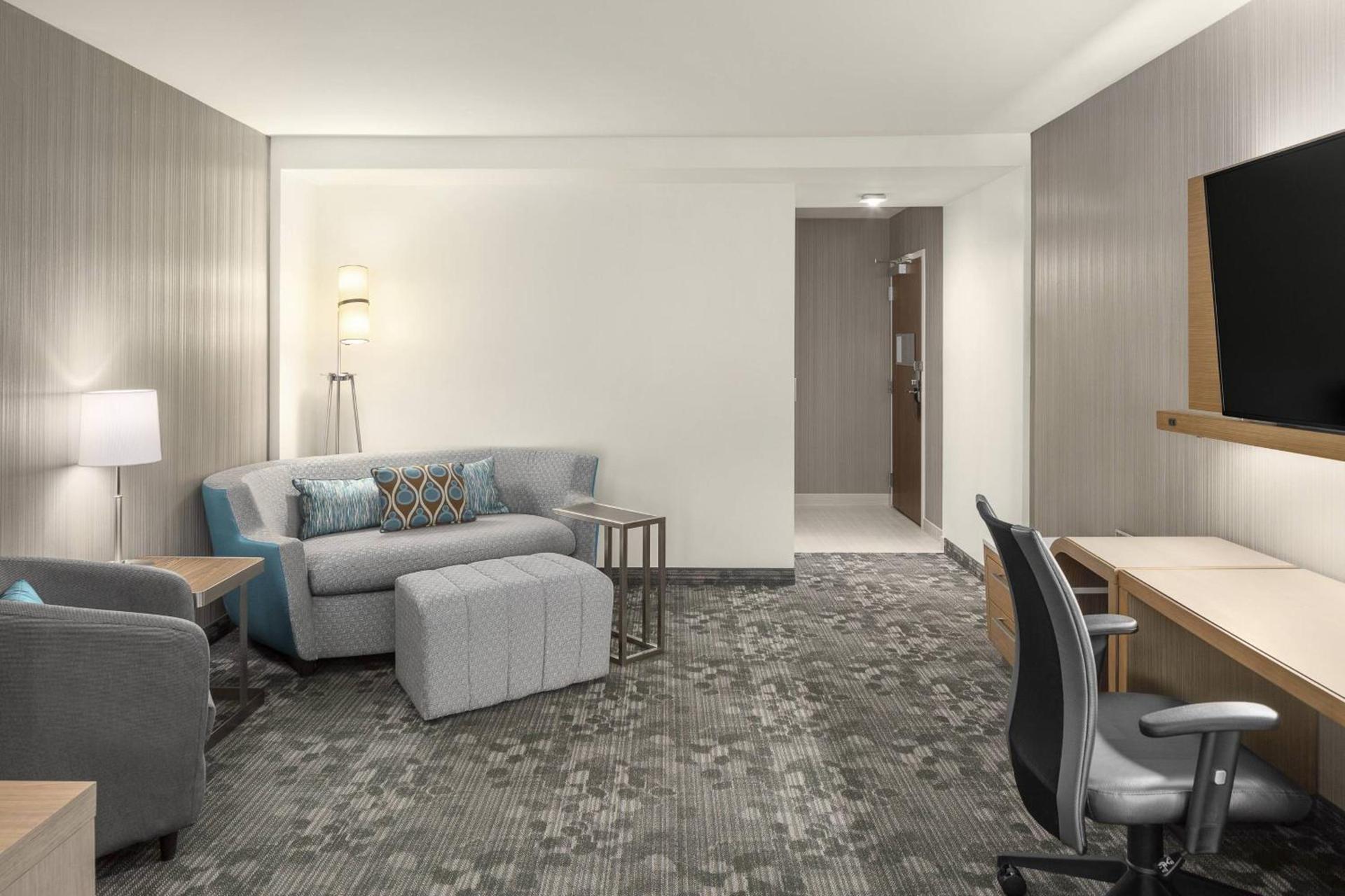 Courtyard by Marriott Seattle Northgate photo 17