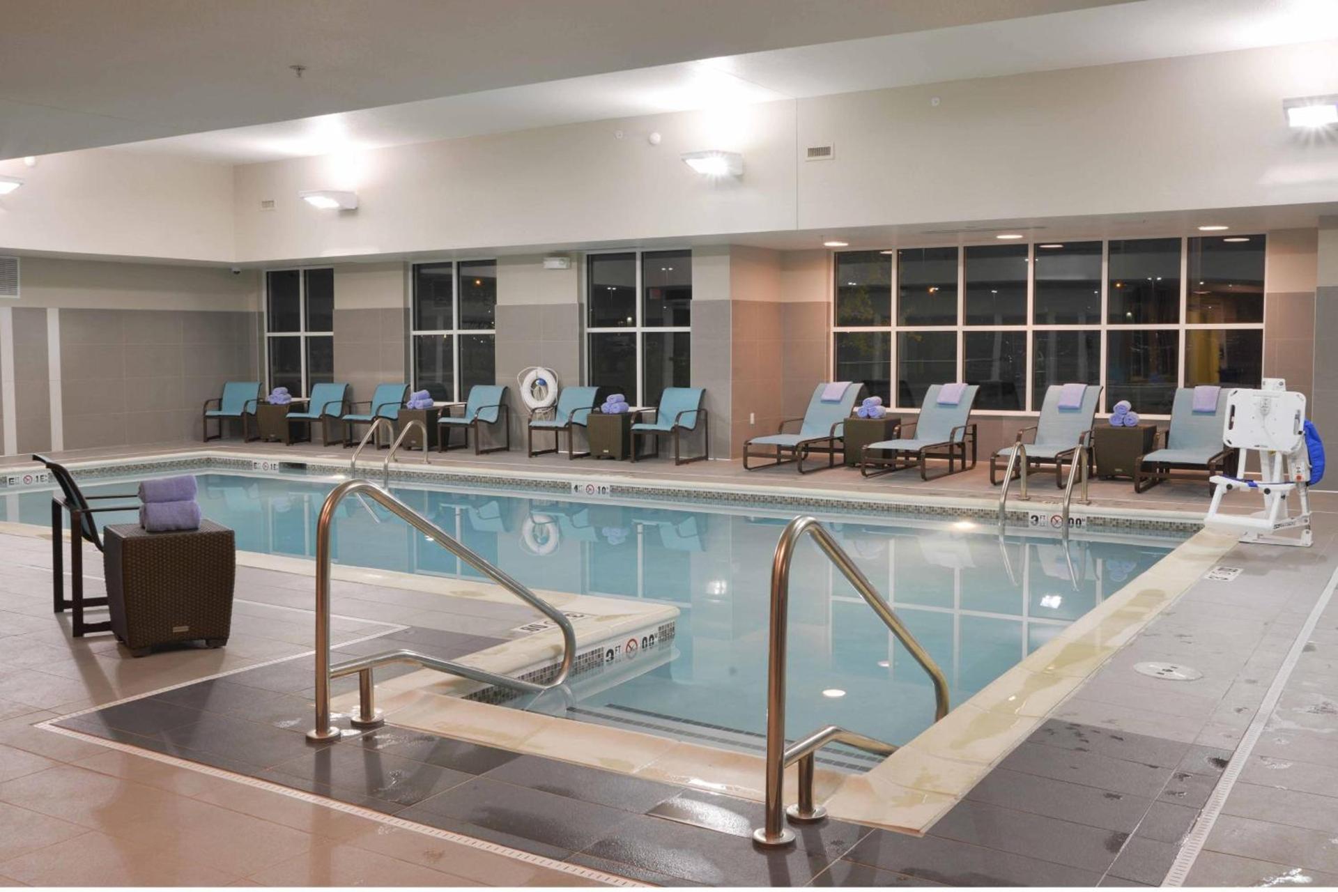 Residence Inn by Marriott Omaha Aksarben Village photo 32