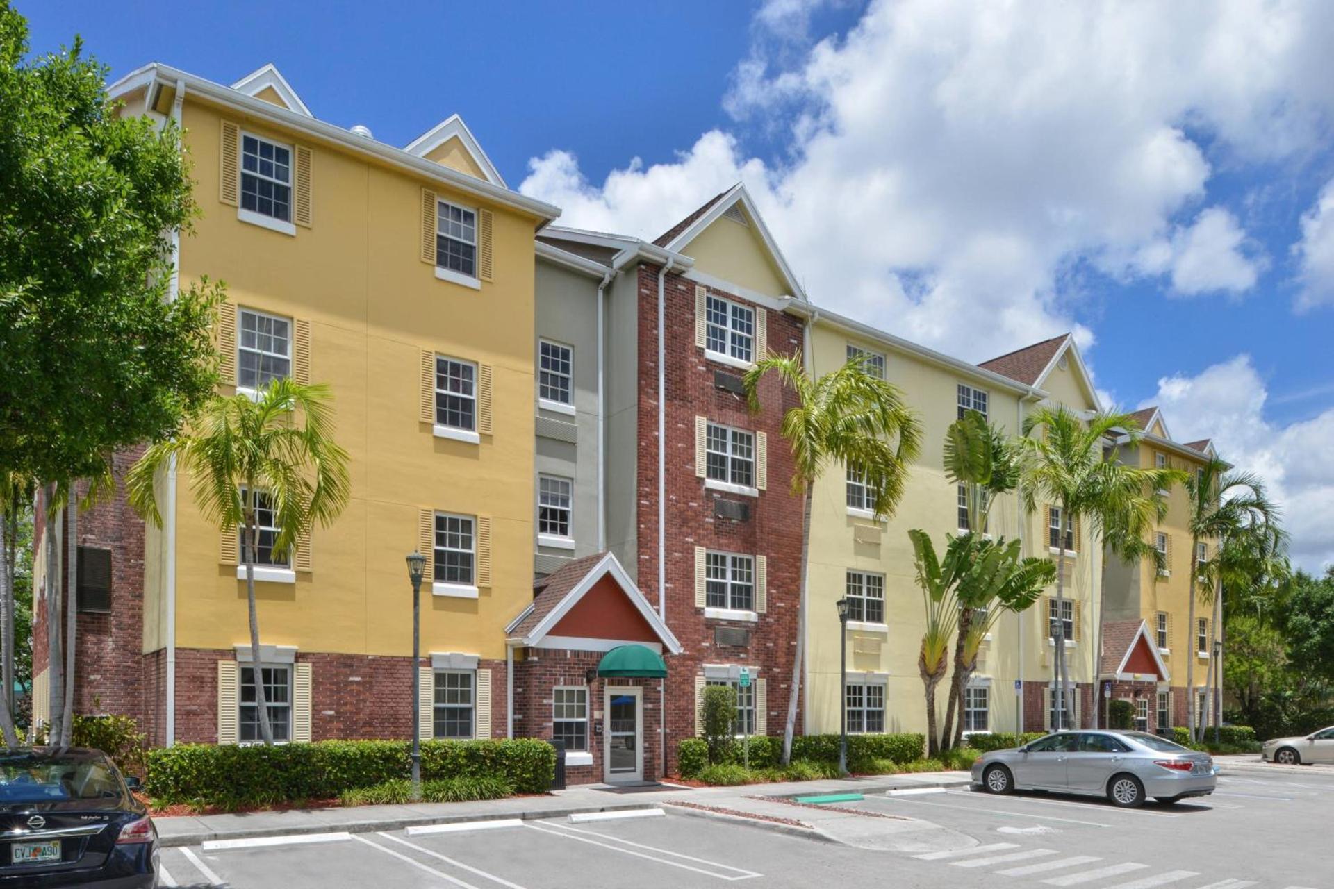 TownePlace Suites Miami West Doral Area photo 1