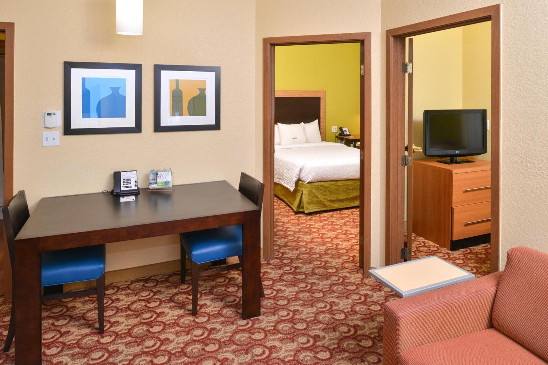 TownePlace Suites Miami West Doral Area photo 16