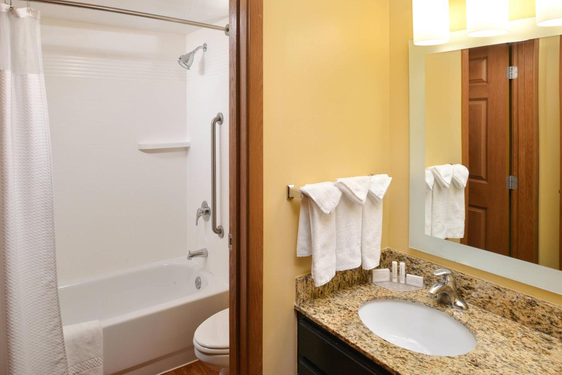 TownePlace Suites Miami West Doral Area photo 21