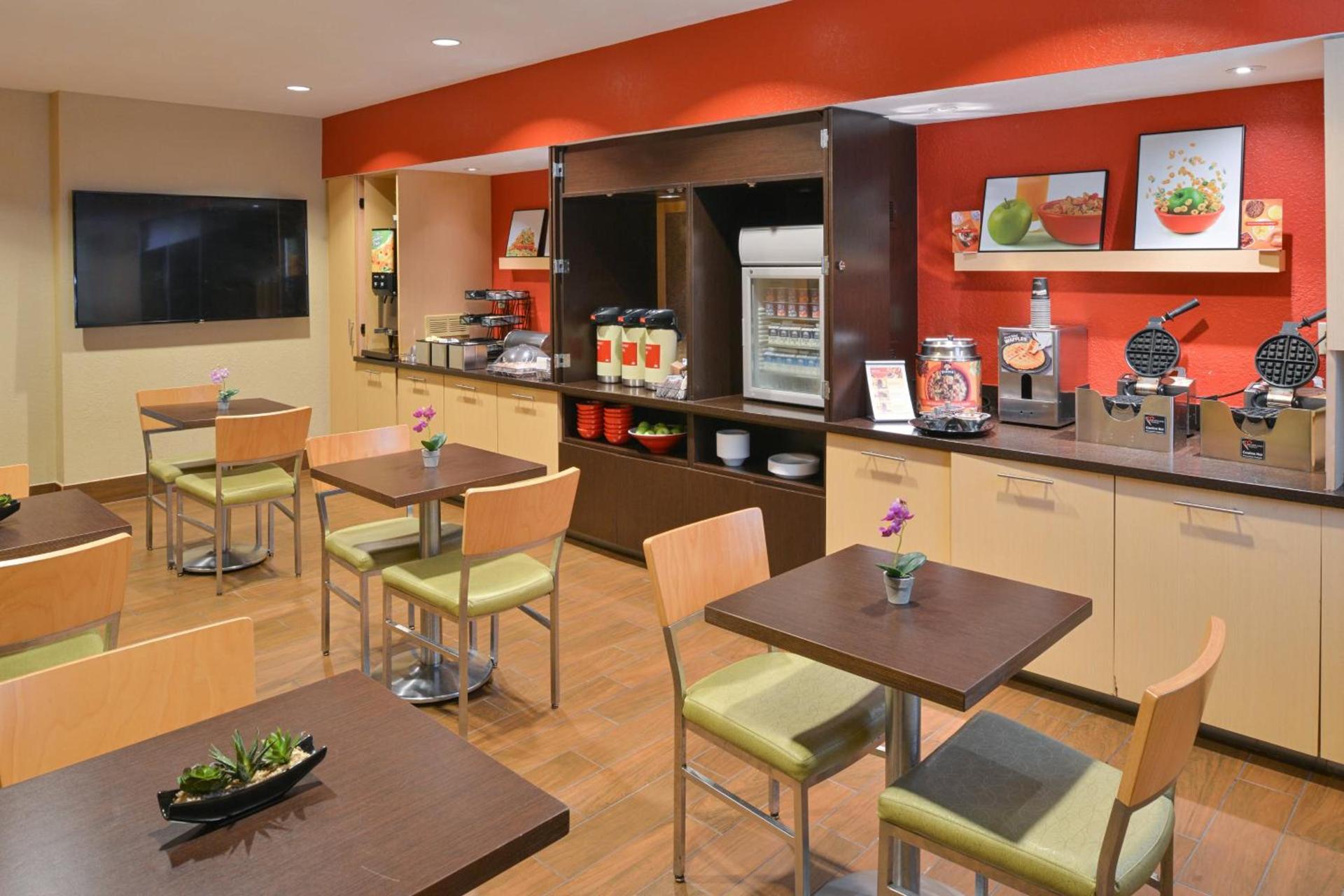 TownePlace Suites Miami West Doral Area photo 25