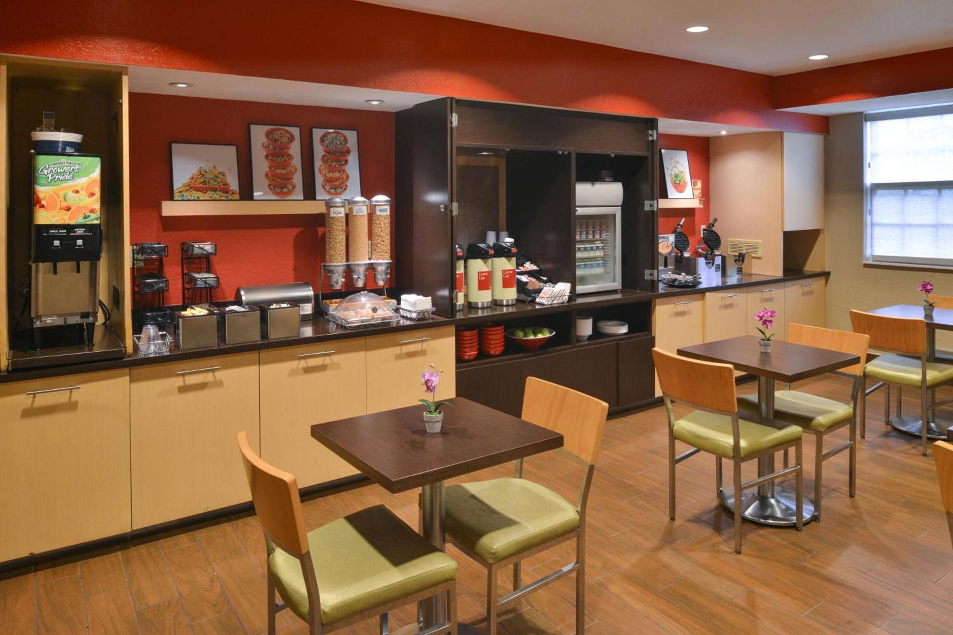 TownePlace Suites Miami West Doral Area photo 26