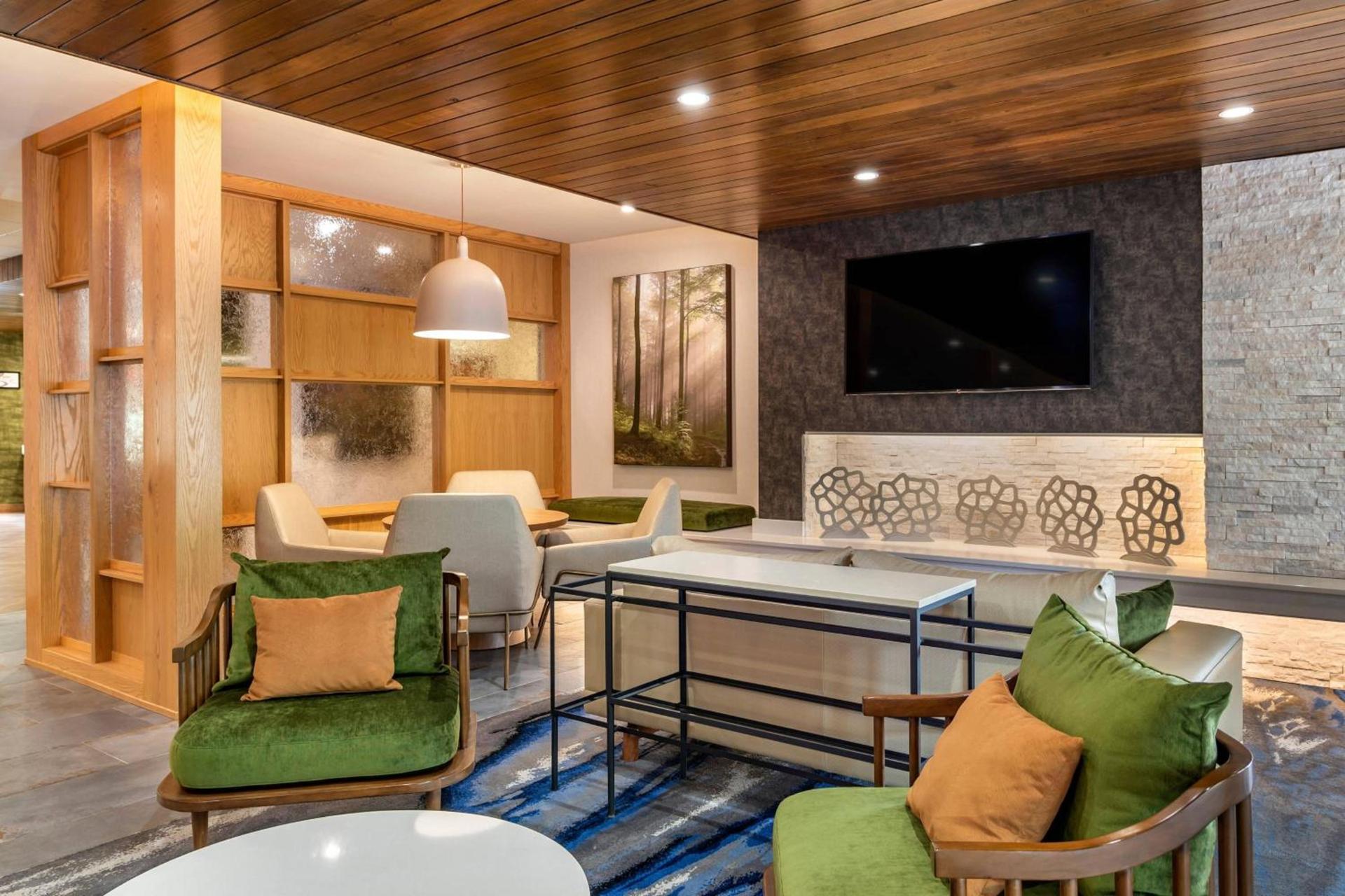 Fairfield Inn & Suites by Marriott Helen photo 3