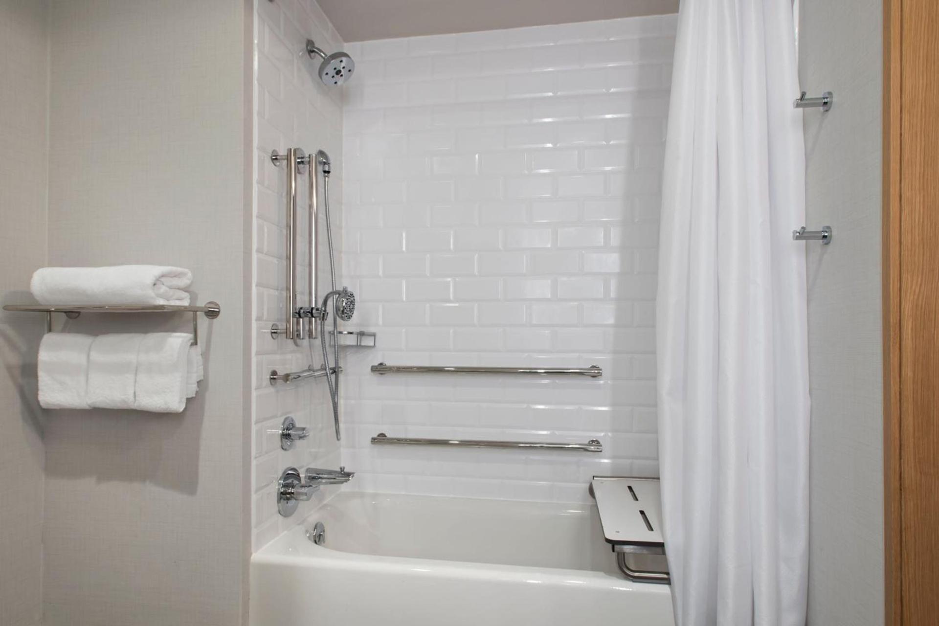 Four Points by Sheraton Albany photo 14