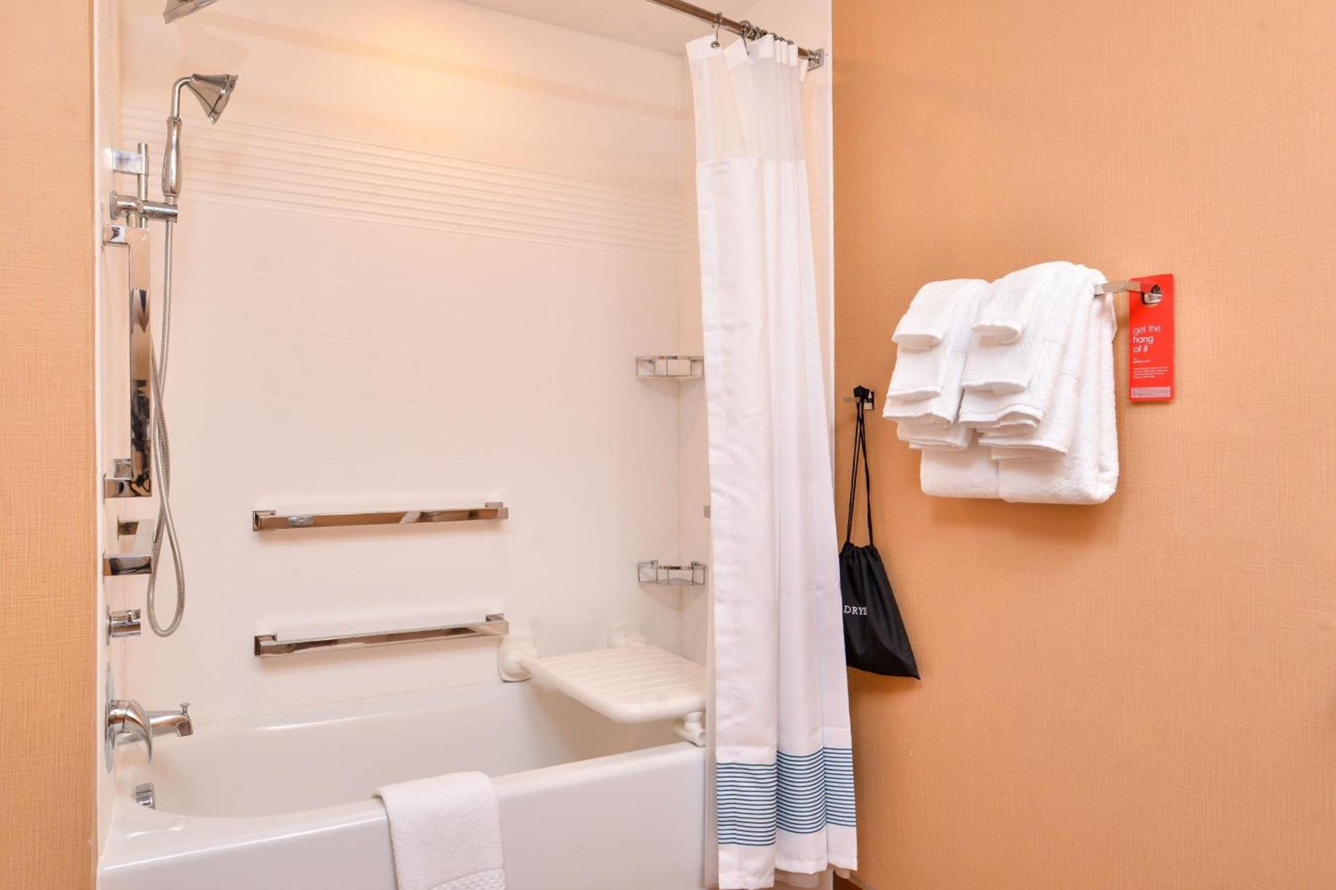 TownePlace Suites by Marriott Charleston-West Ashley photo 13