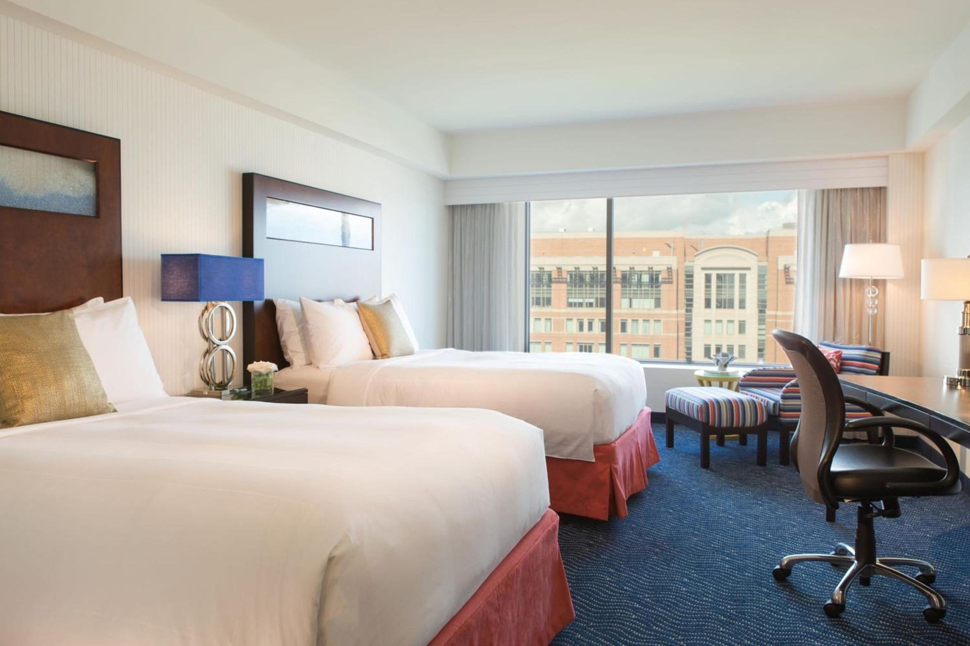 Renaissance Boston Seaport District photo 9