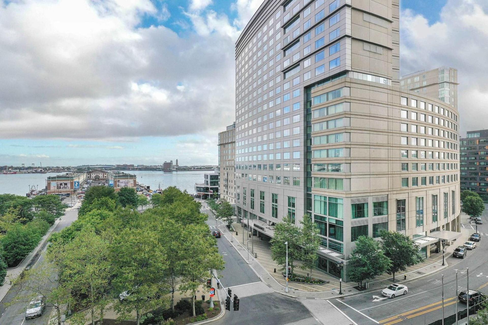 Renaissance Boston Seaport District photo 1