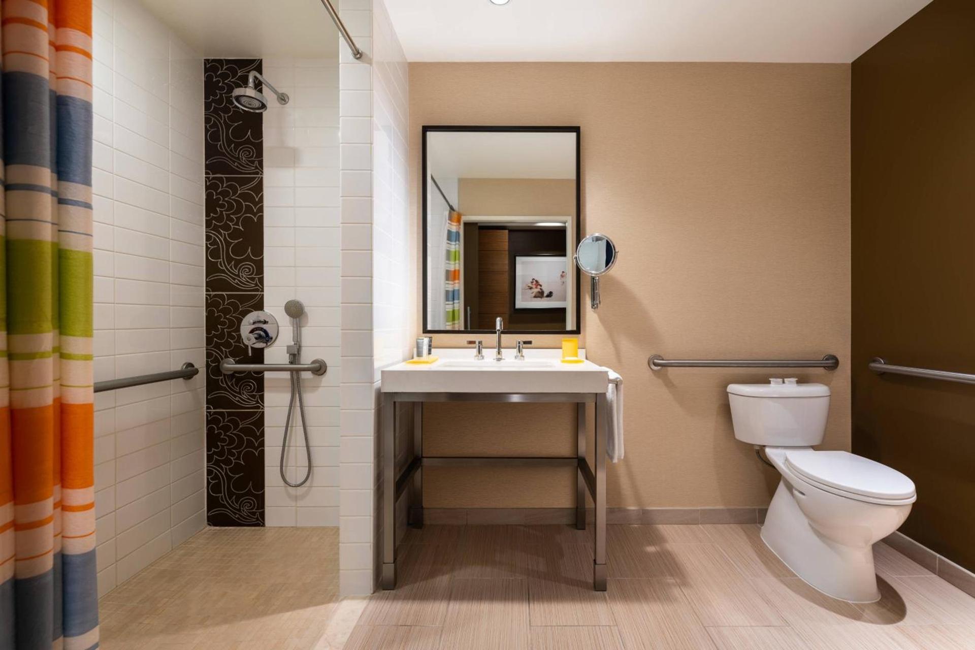 JW Marriott Los Angeles L.A. LIVE photo 10