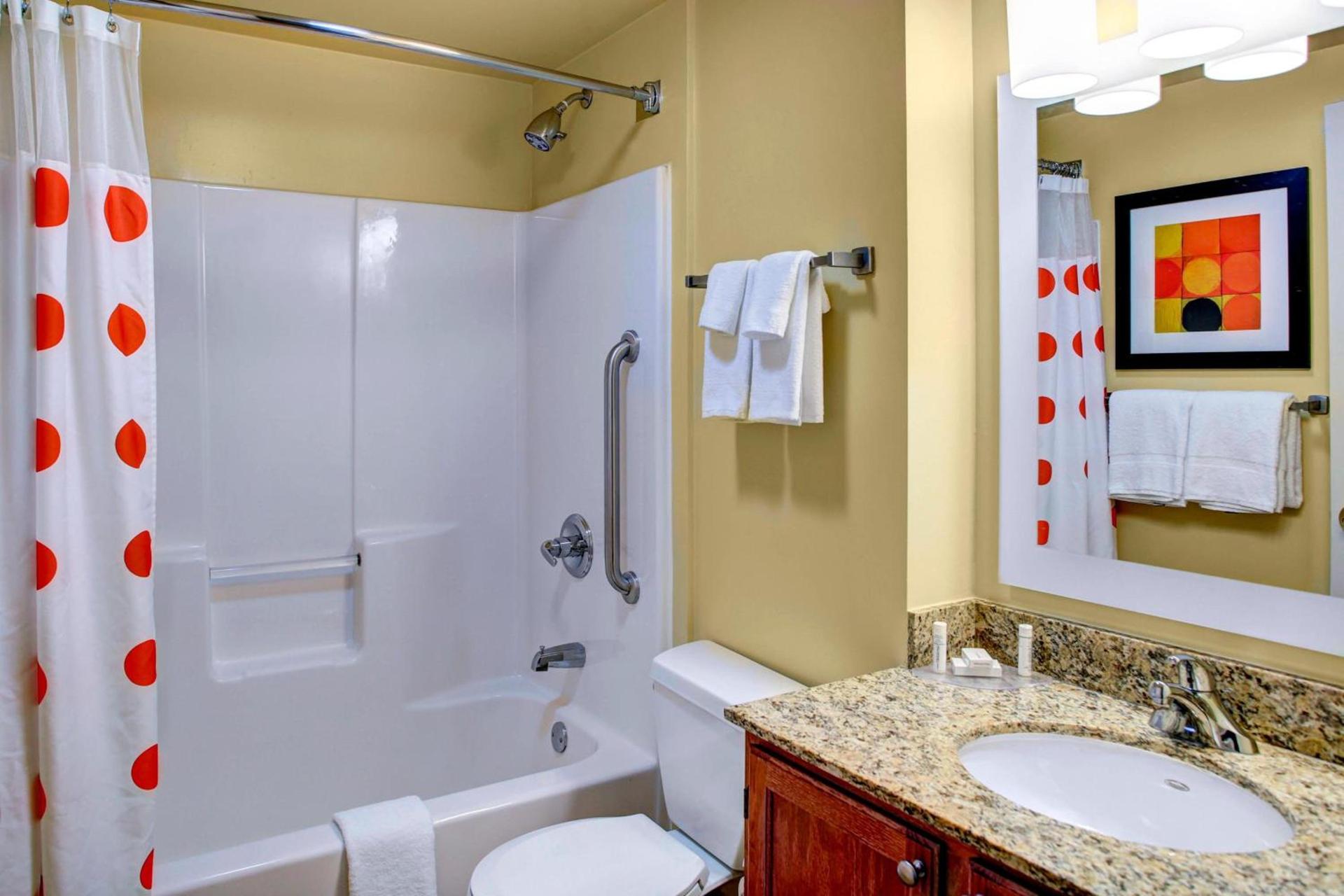 Towneplace Suites by Marriott Cleveland Westlake photo 12
