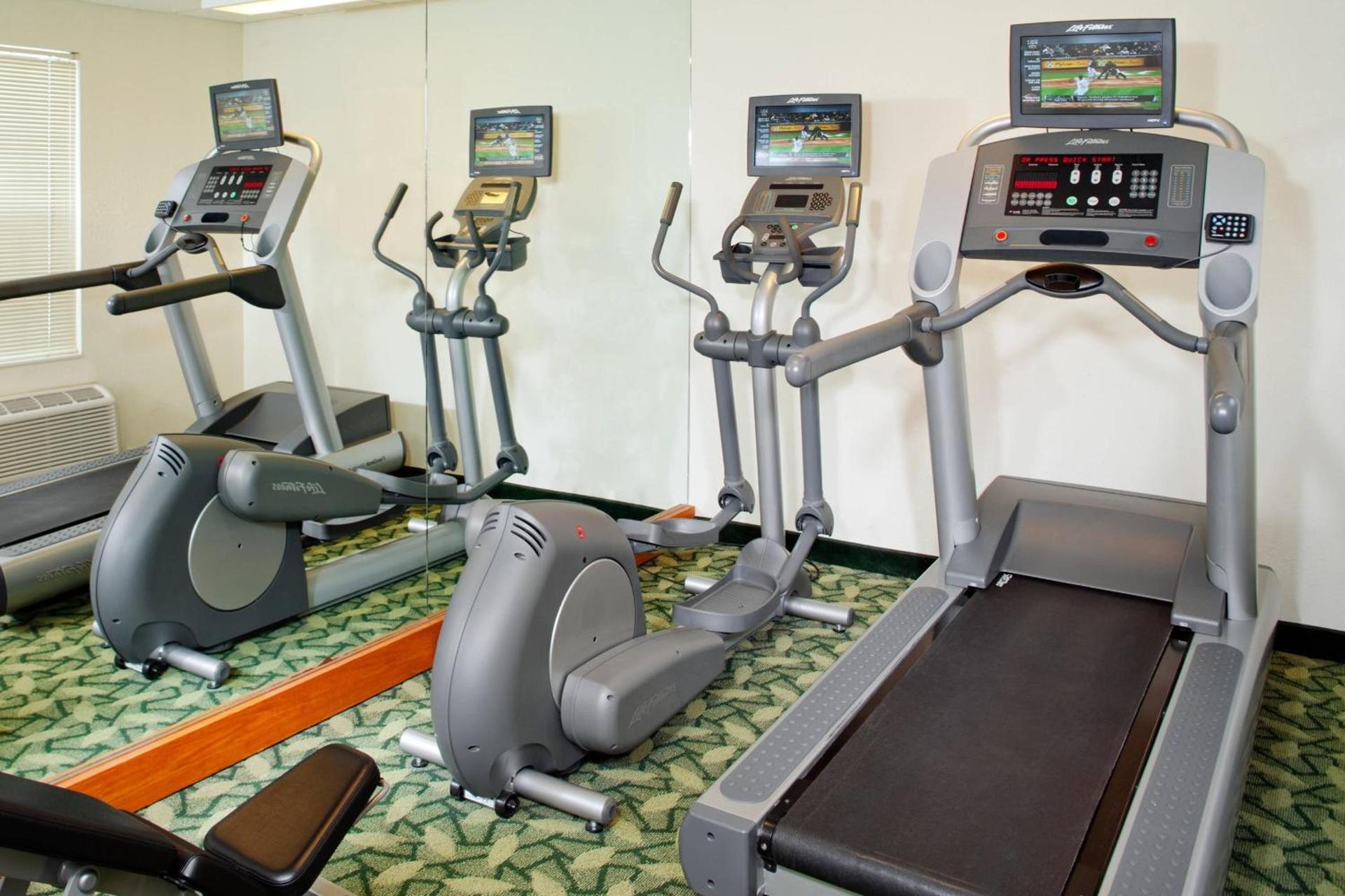 Towneplace Suites by Marriott Cleveland Westlake photo 17