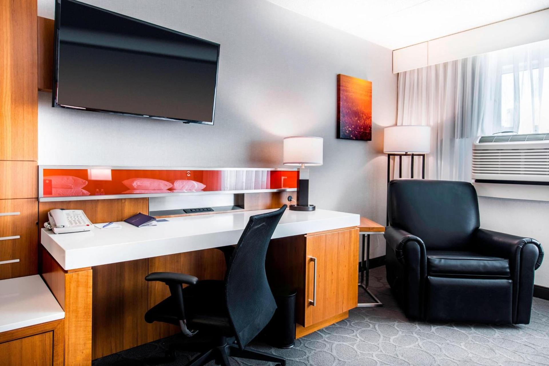Delta Hotels by Marriott Fargo photo 11