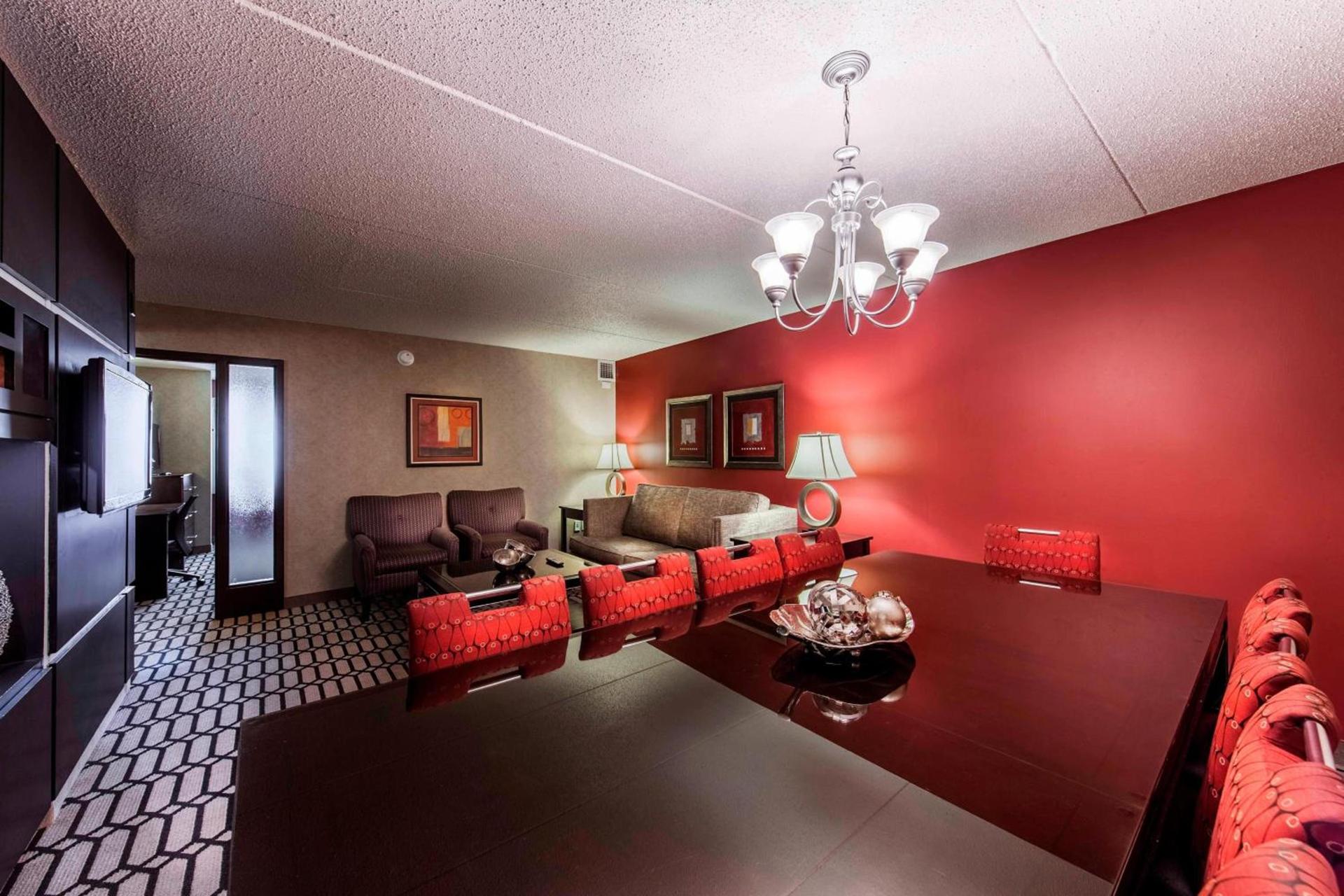 Delta Hotels by Marriott Fargo photo 19
