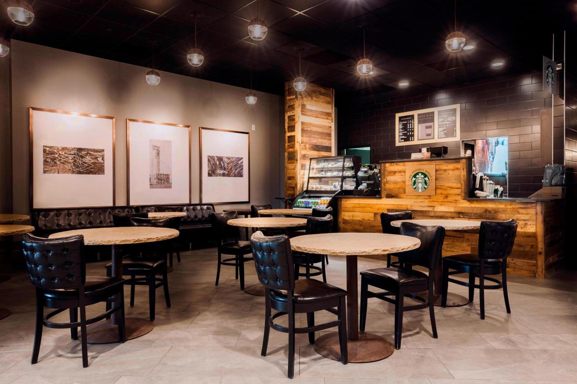 Delta Hotels by Marriott Fargo photo 42