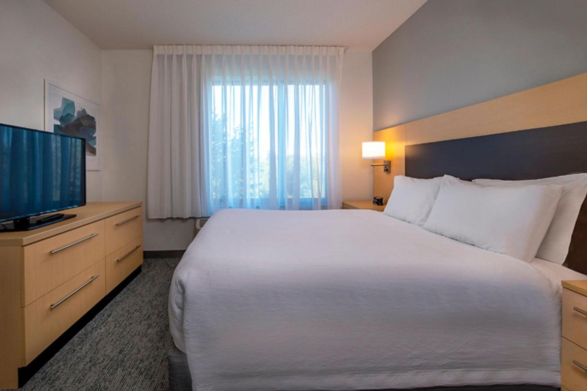 TownePlace Suites by Marriott Frederick photo 24