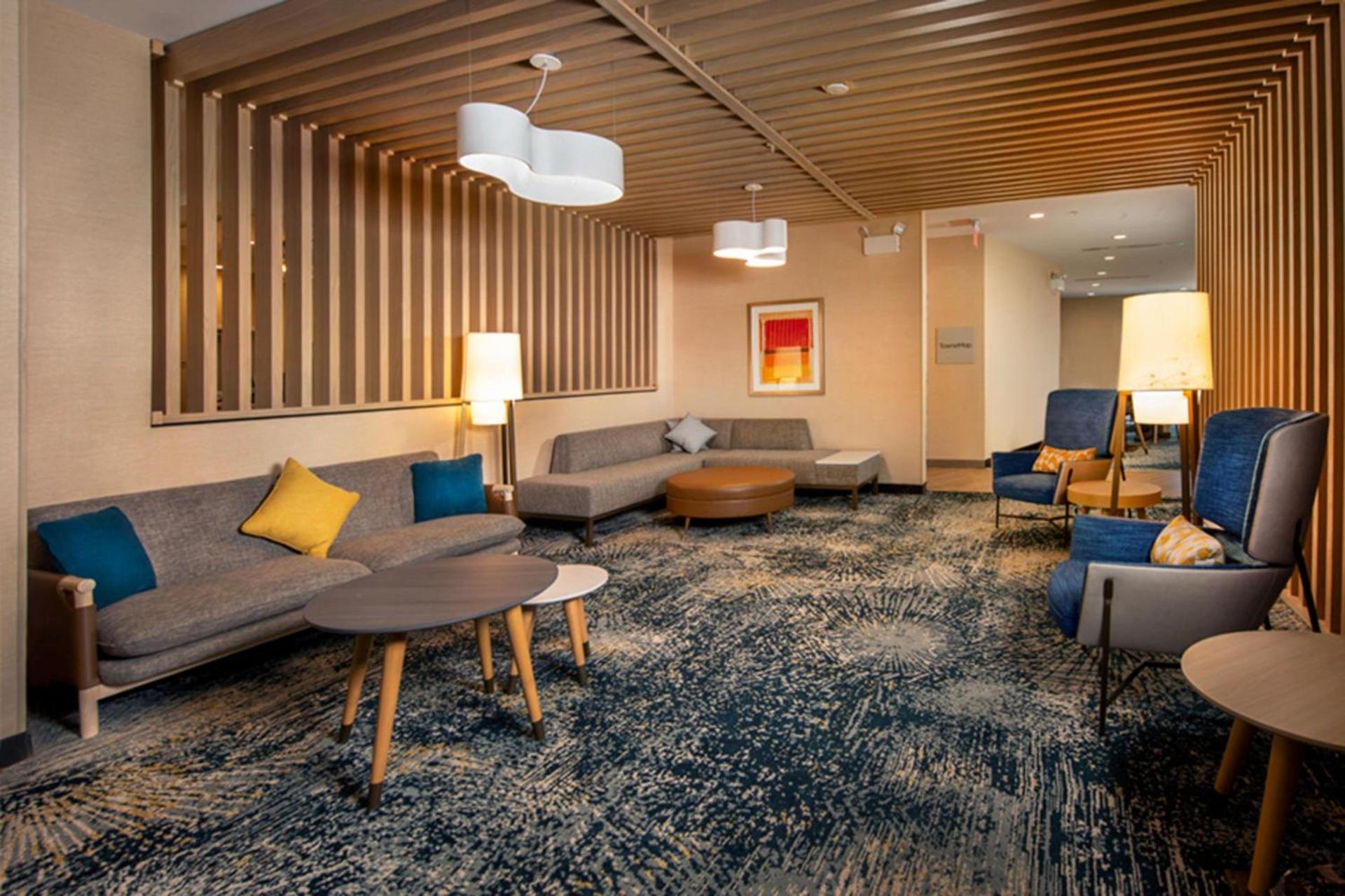 TownePlace Suites by Marriott Frederick photo 11