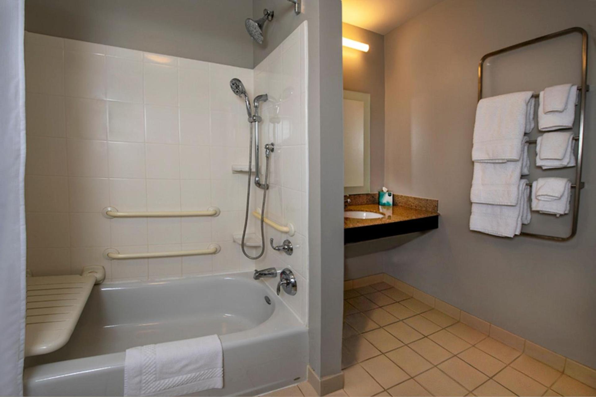 TownePlace Suites by Marriott Frederick photo 35