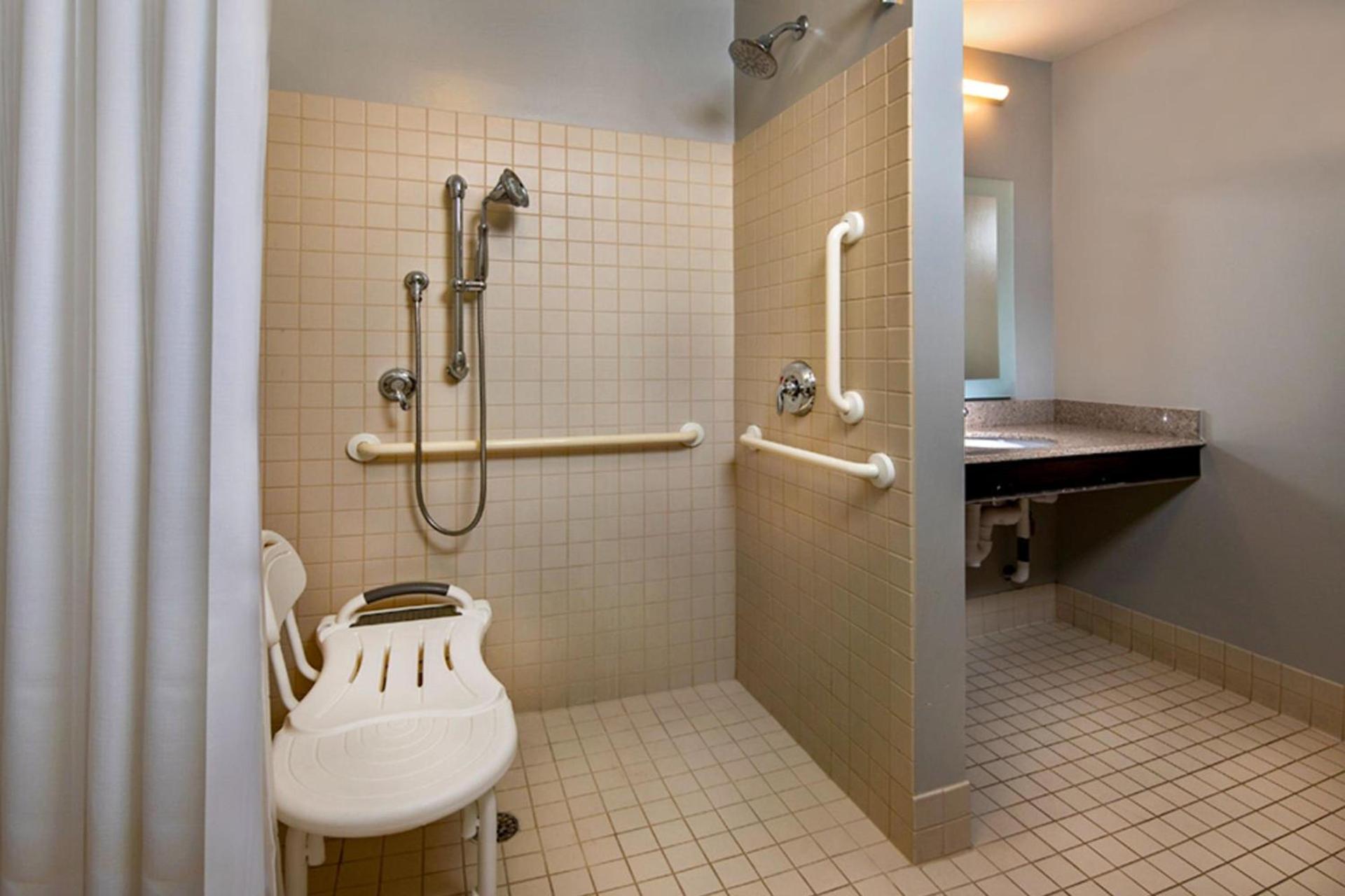 TownePlace Suites by Marriott Frederick photo 36