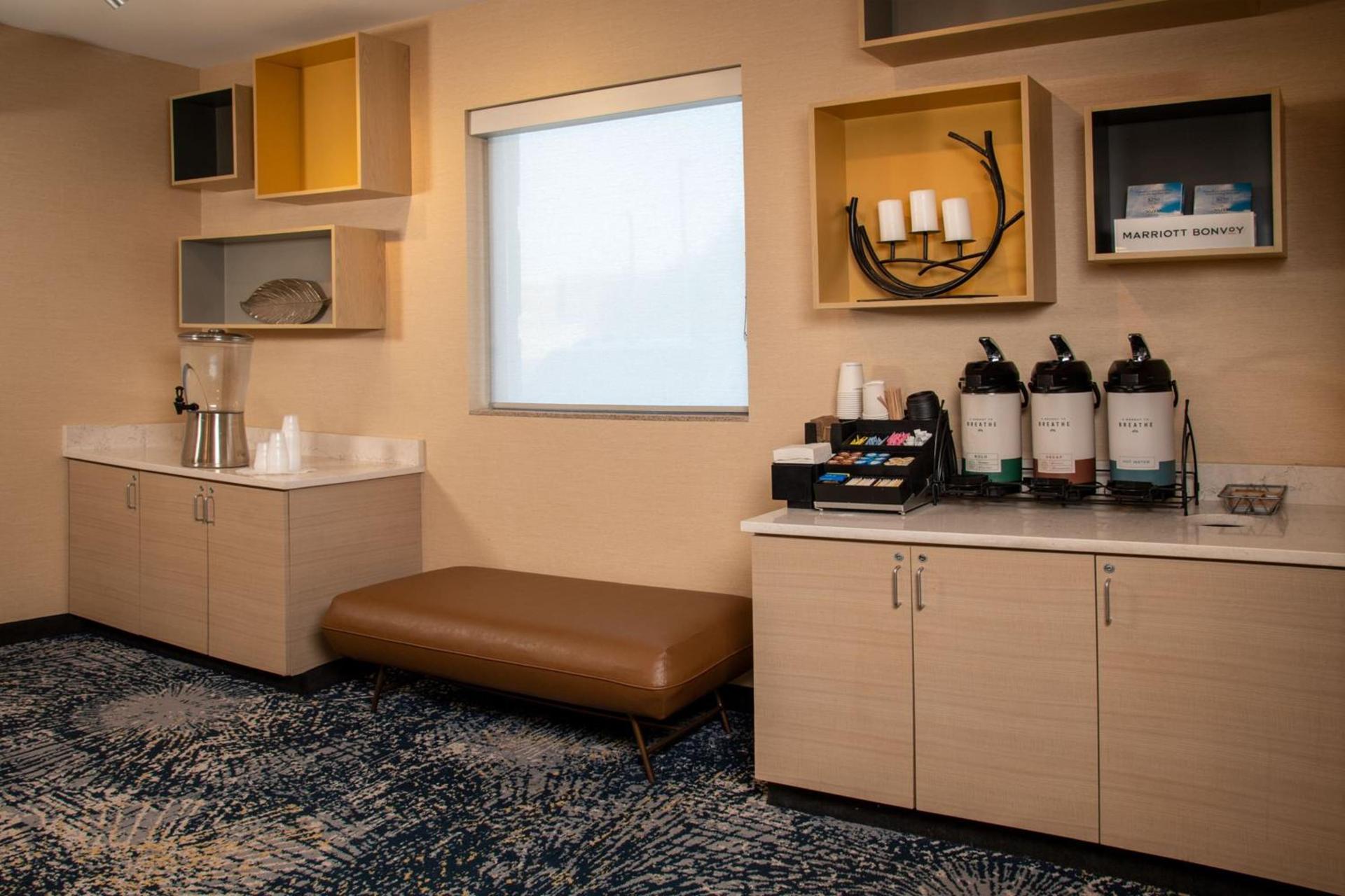 TownePlace Suites by Marriott Frederick photo 45