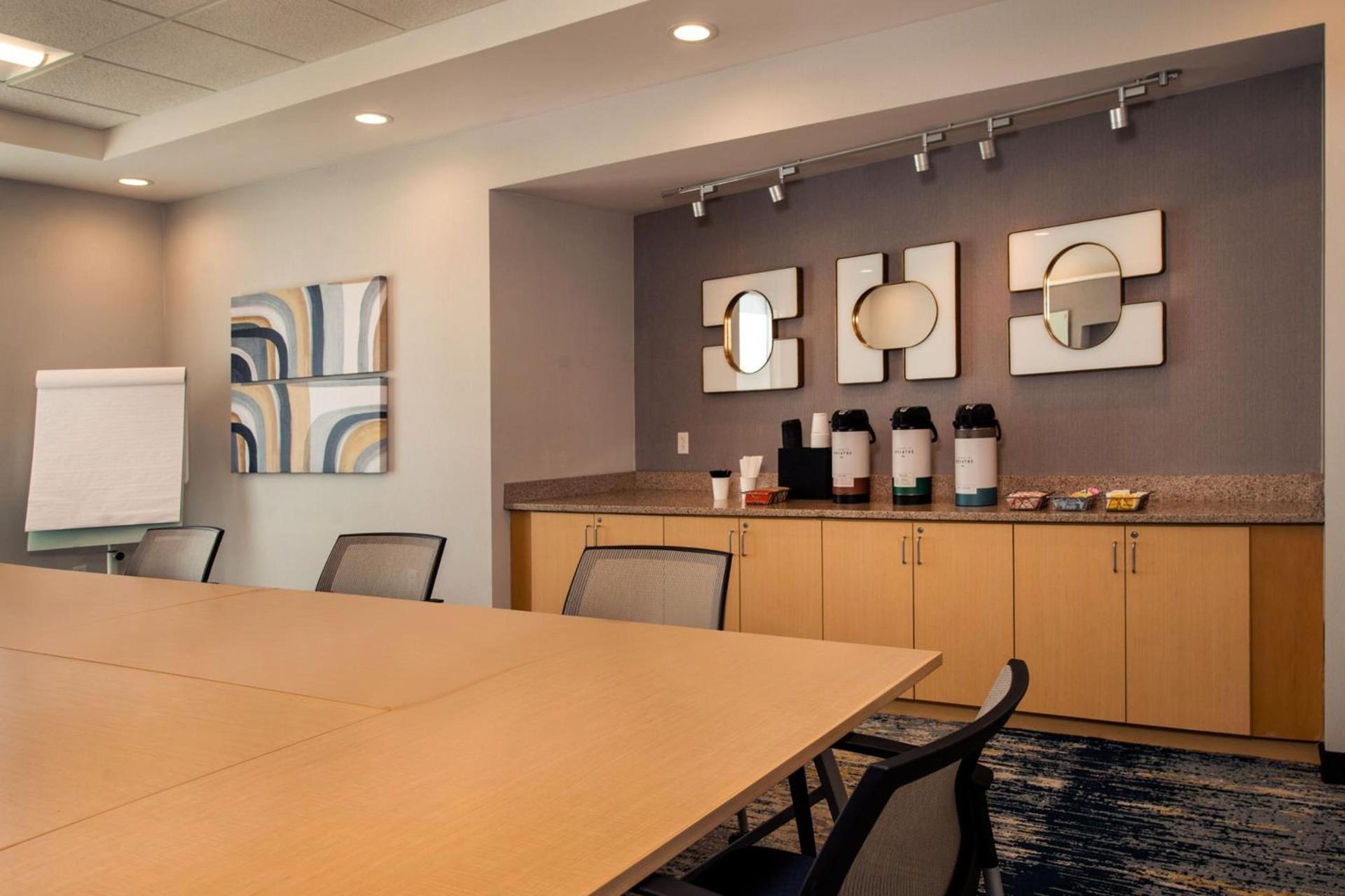 TownePlace Suites by Marriott Frederick photo 50