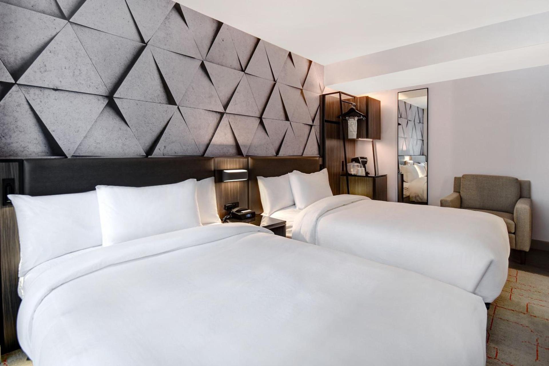 SpringHill Suites by Marriott New York Midtown Manhattan/Park Ave photo 2