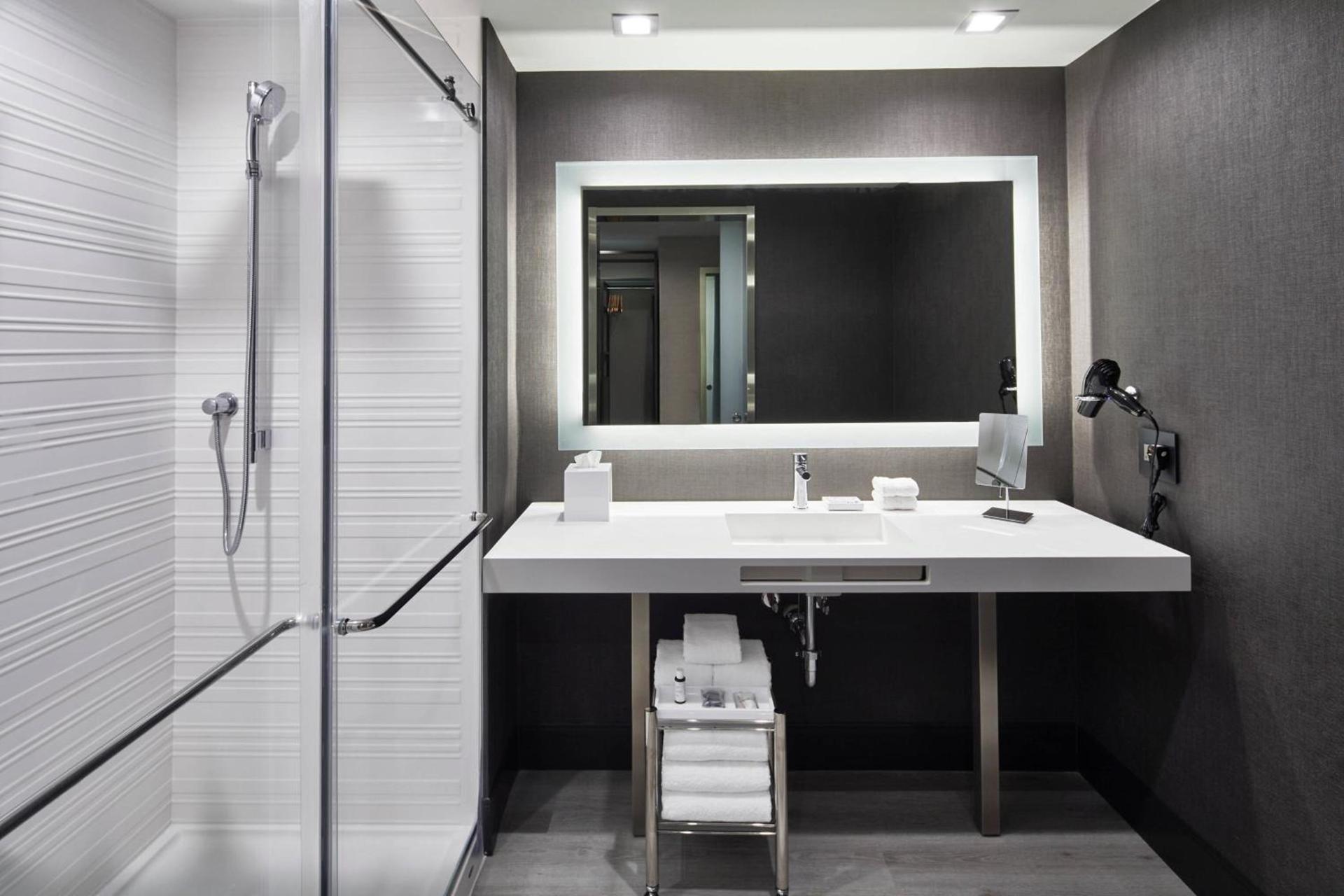 AC Hotel by Marriott Durham Duke University photo 33