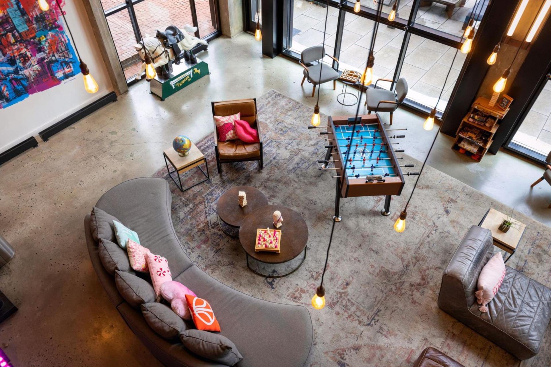 Moxy Washington, DC Downtown photo 12