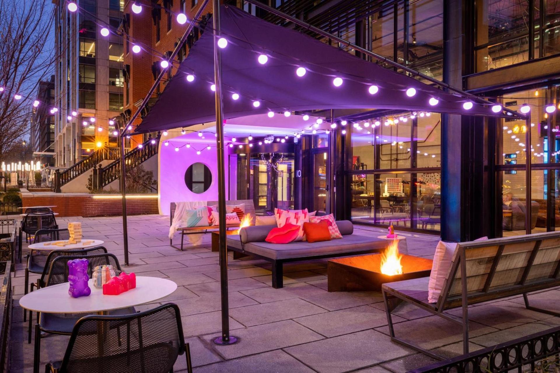 Moxy Washington, DC Downtown photo 63