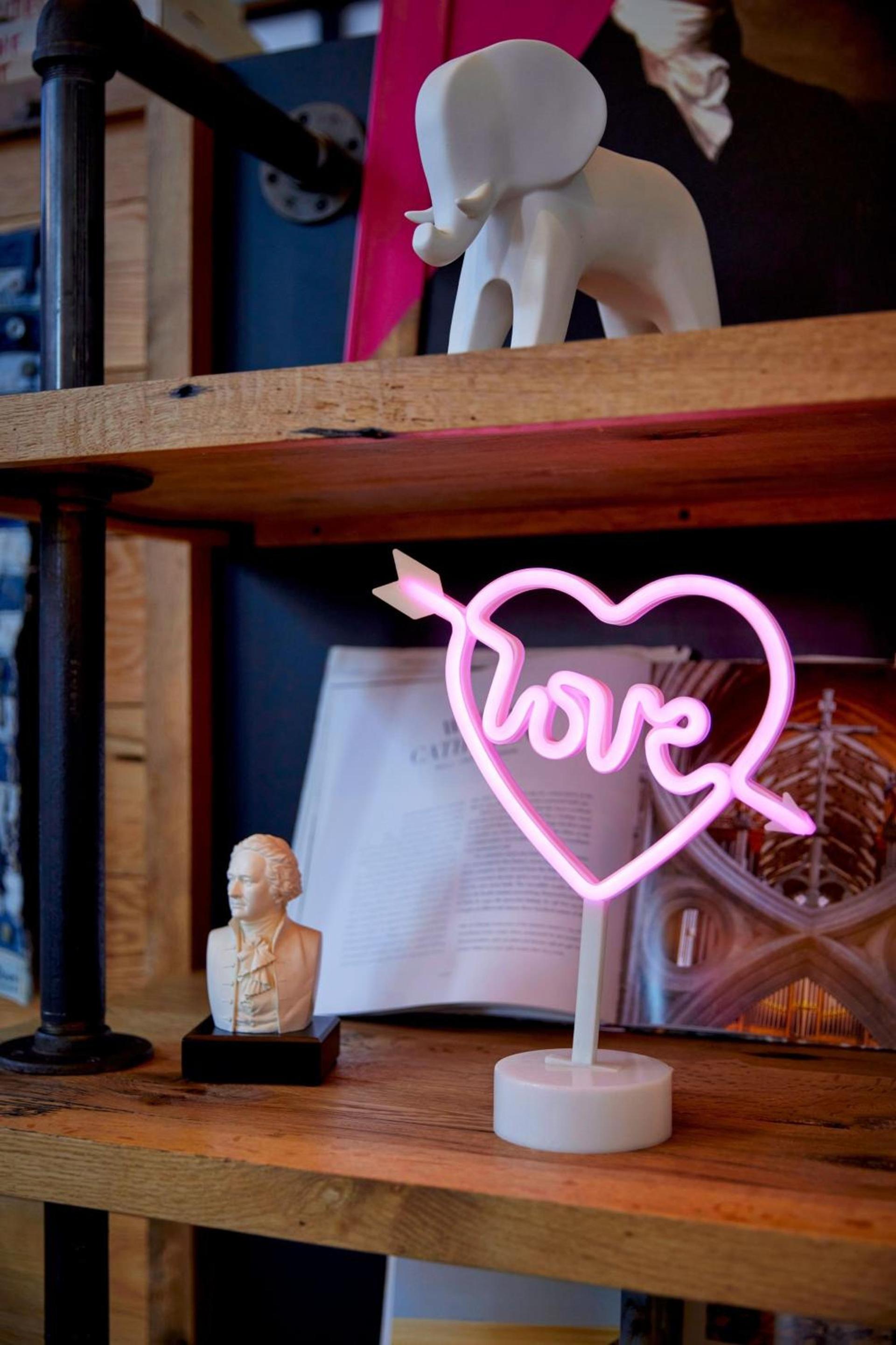 Moxy Washington, DC Downtown photo 67