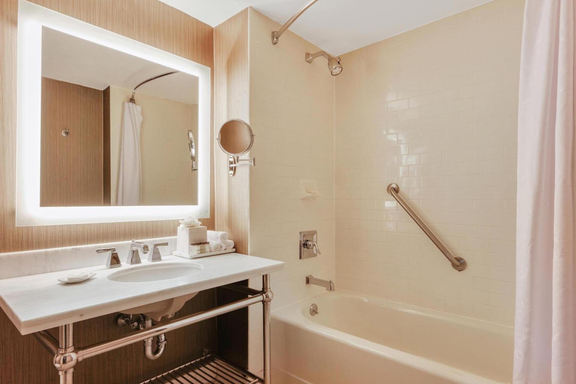 Sheraton Tarrytown Hotel photo 18