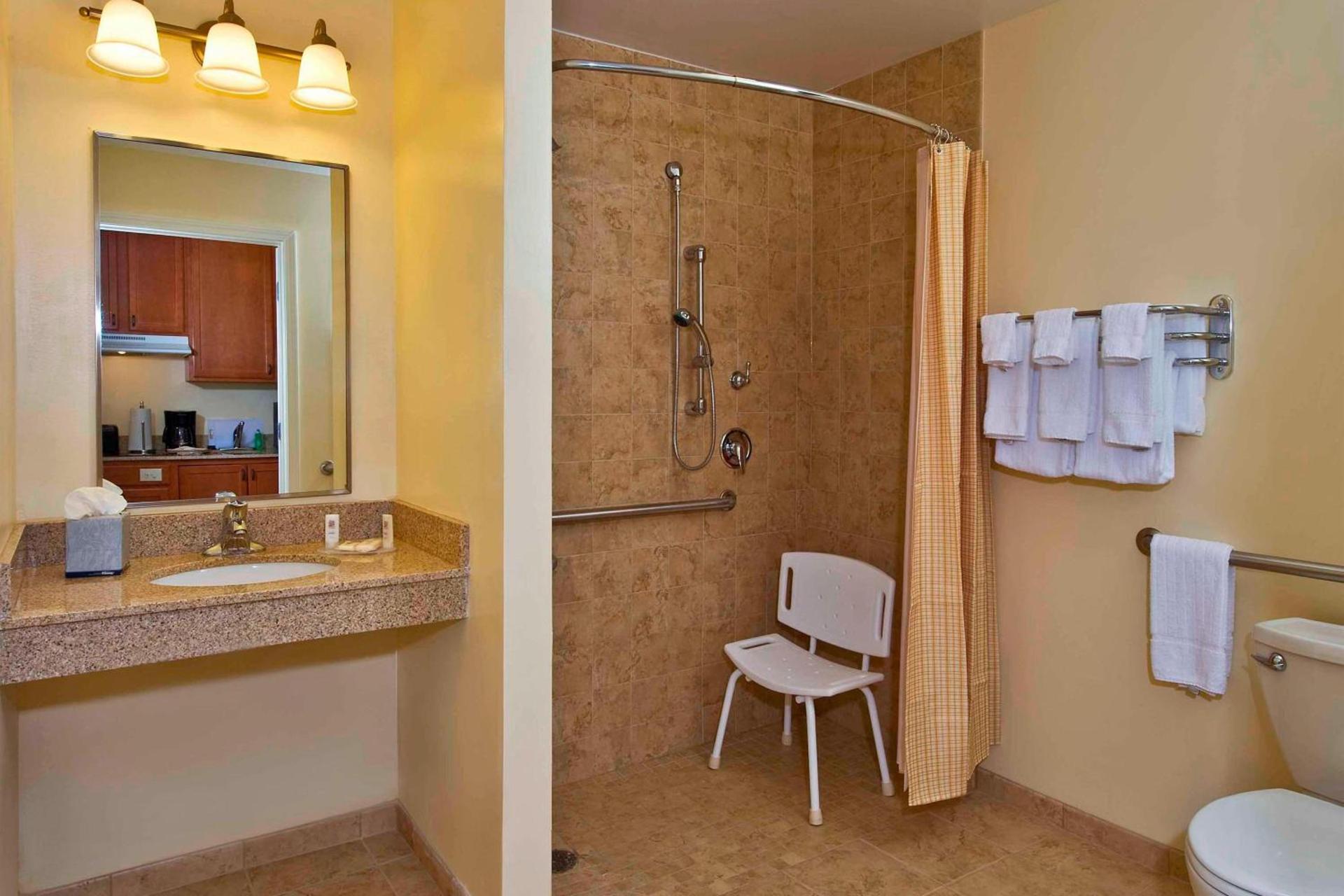 TownePlace Suites by Marriott Clinton at Joint Base Andrews photo 19