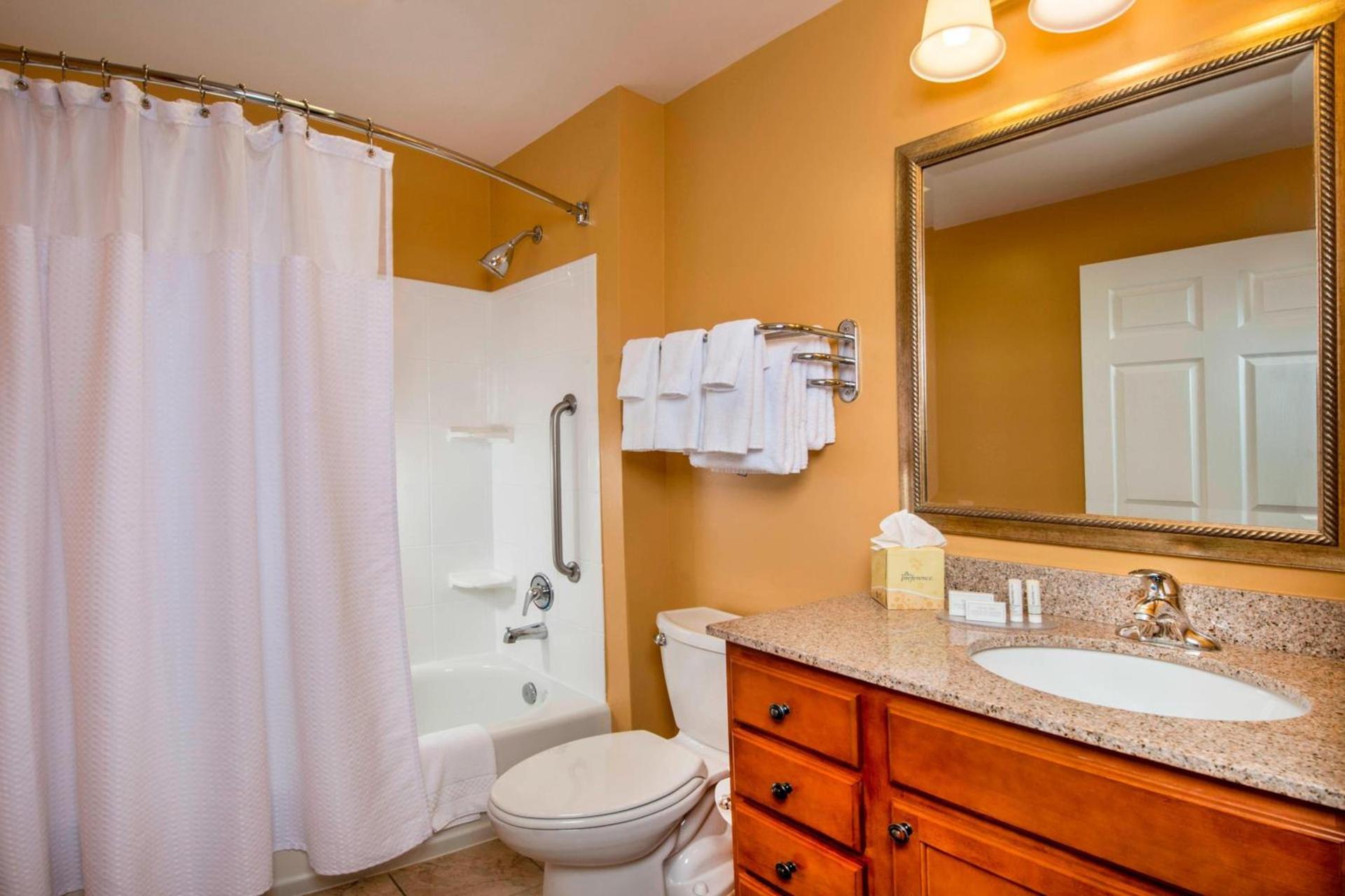TownePlace Suites by Marriott Clinton at Joint Base Andrews photo 3