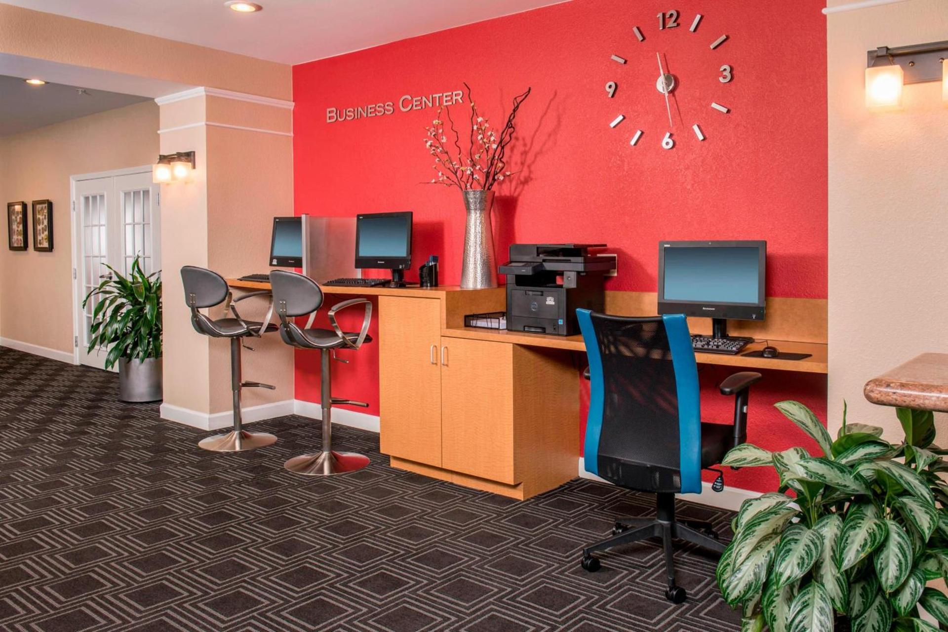 TownePlace Suites by Marriott Clinton at Joint Base Andrews photo 1