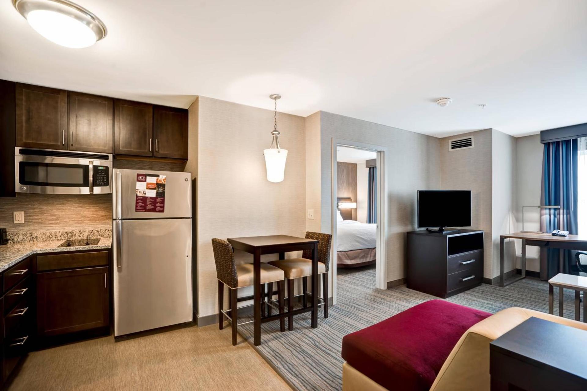 Residence Inn by Marriott Hamilton photo 10