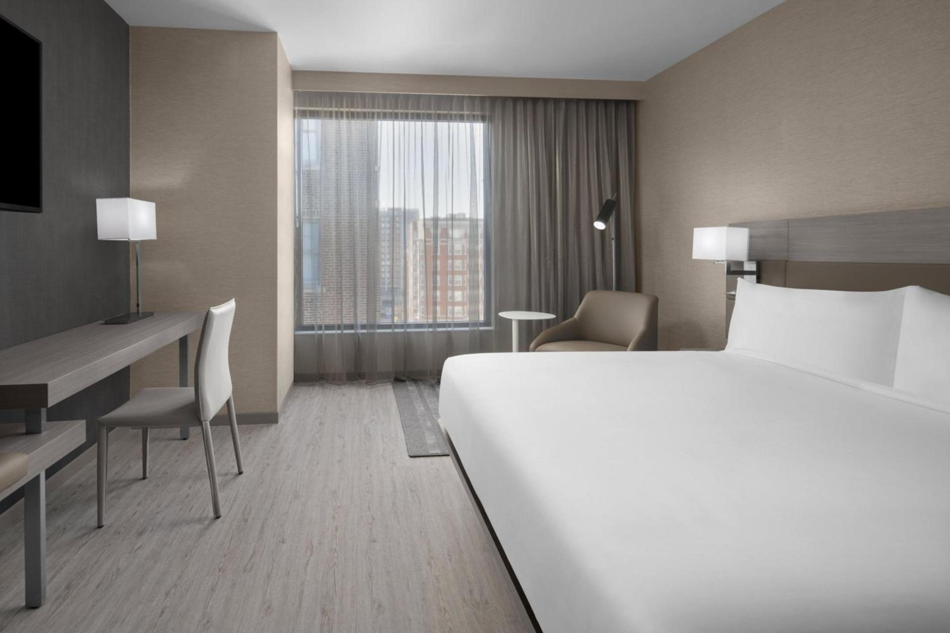 AC Hotel by Marriott St Louis Central West End photo 14