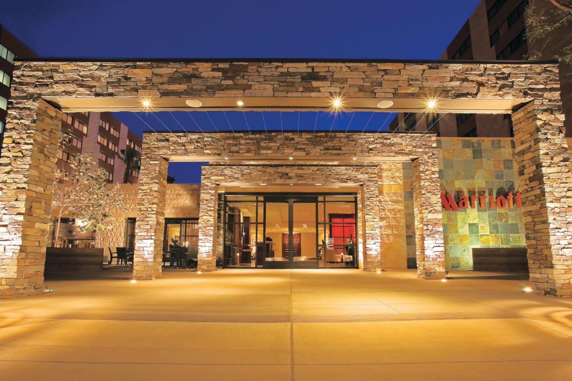 Los Angeles Marriott Burbank Airport photo 2