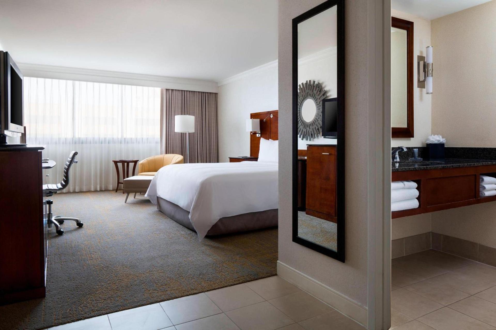 Los Angeles Marriott Burbank Airport photo 5