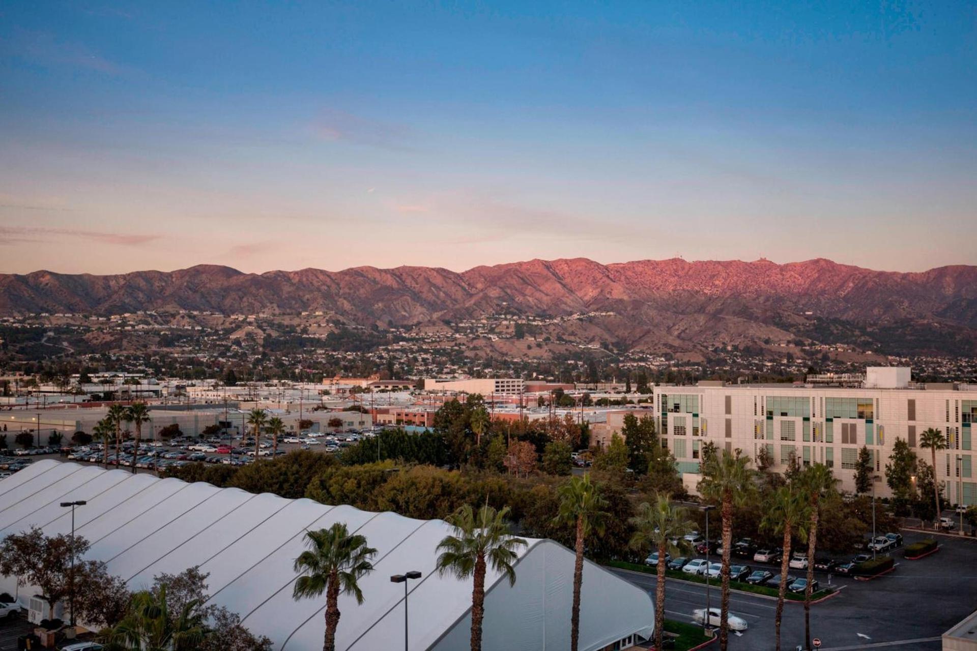 Los Angeles Marriott Burbank Airport photo 12