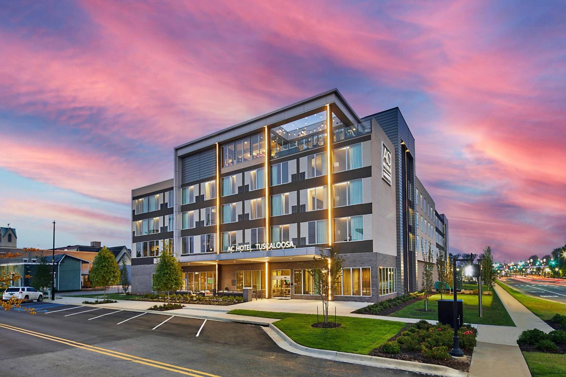 AC Hotel by Marriott Tuscaloosa Downtown photo 1