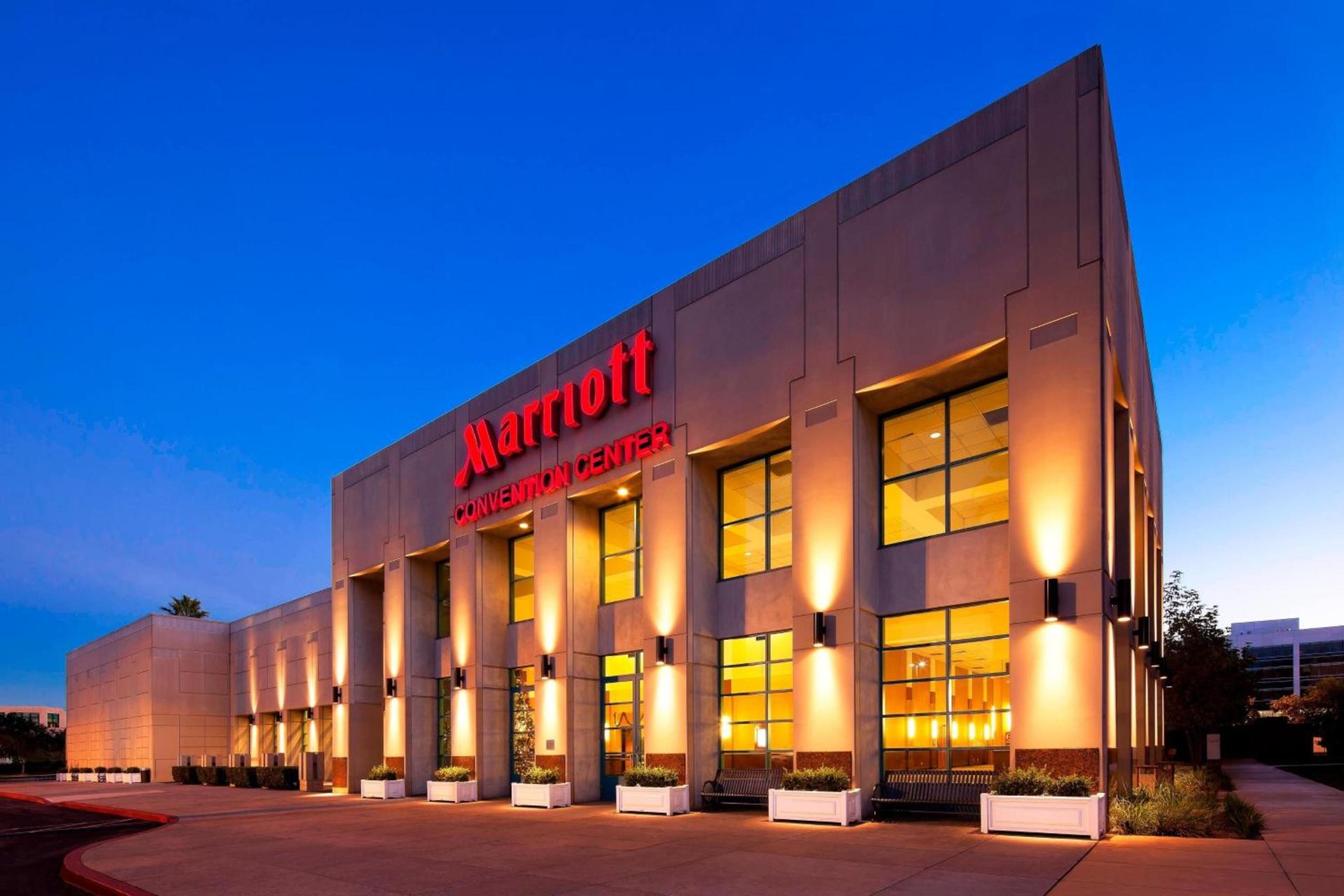 Los Angeles Marriott Burbank Airport photo 35