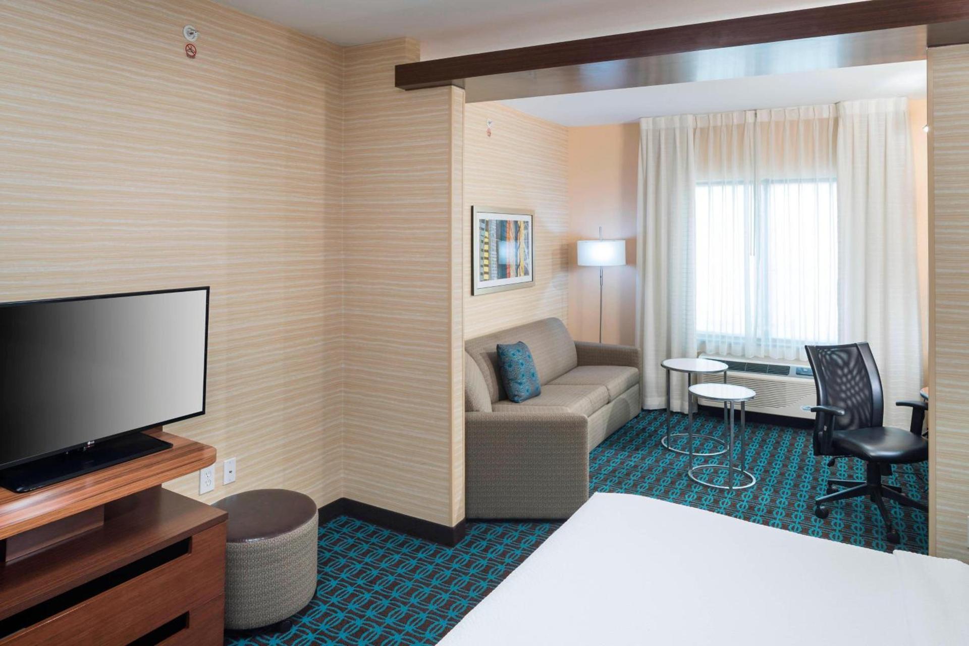 Fairfield Inn & Suites by Marriott Houston Pasadena photo 19